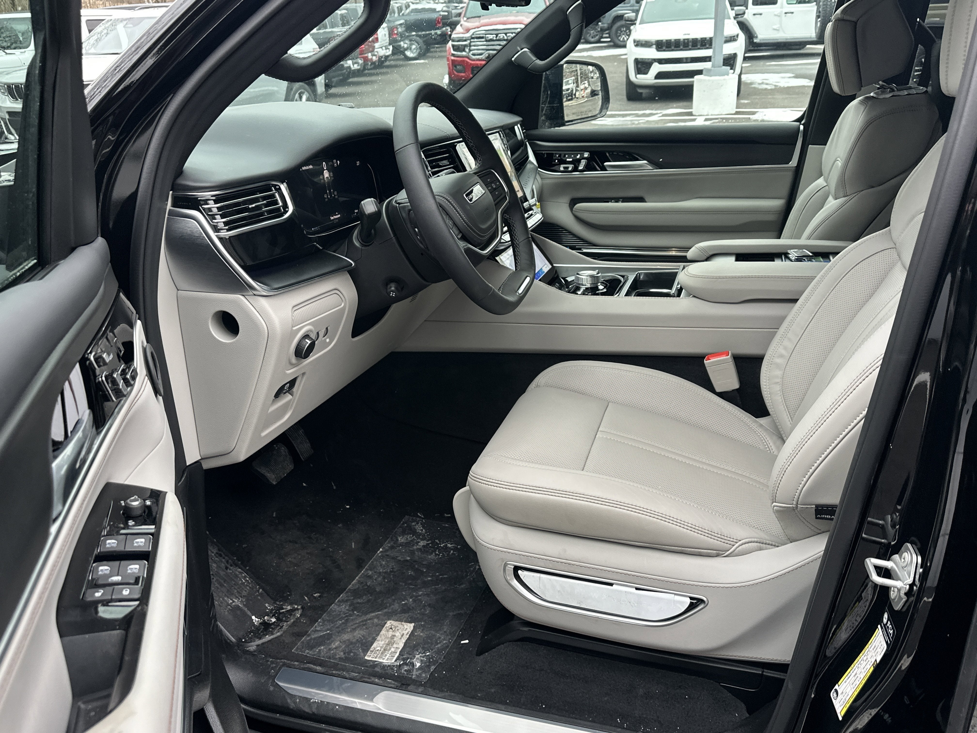 2026 Jeep Grand Wagoneer Summit Obsidian