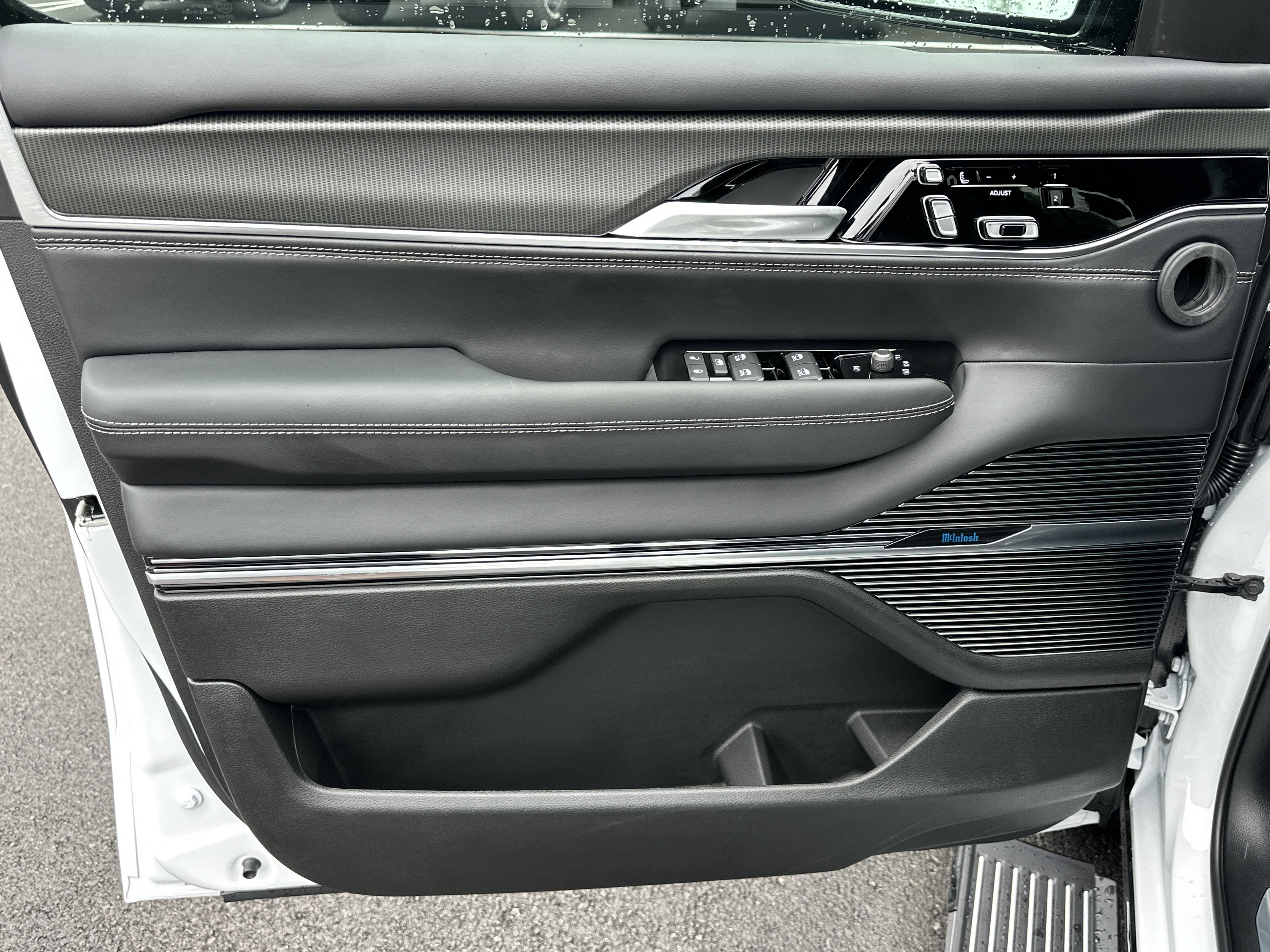 2026 Jeep Grand Wagoneer Summit Obsidian