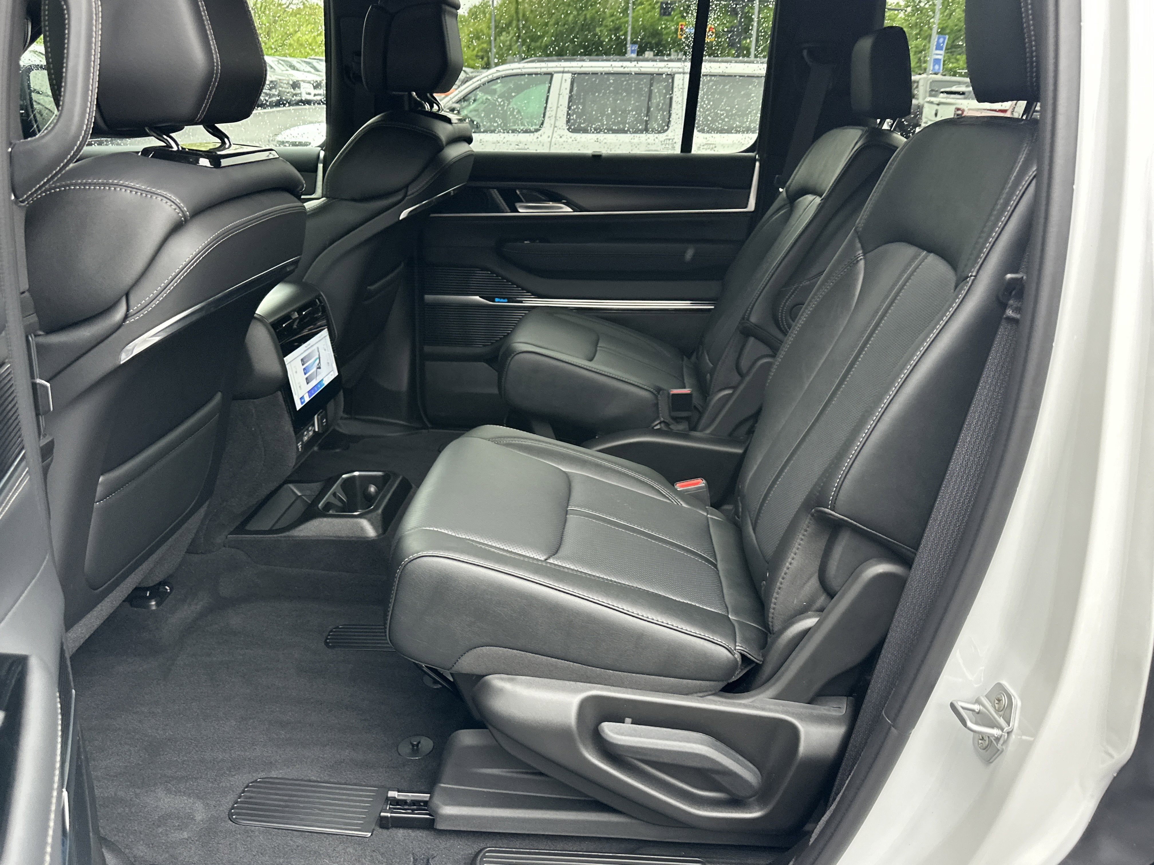 2026 Jeep Grand Wagoneer Summit Obsidian