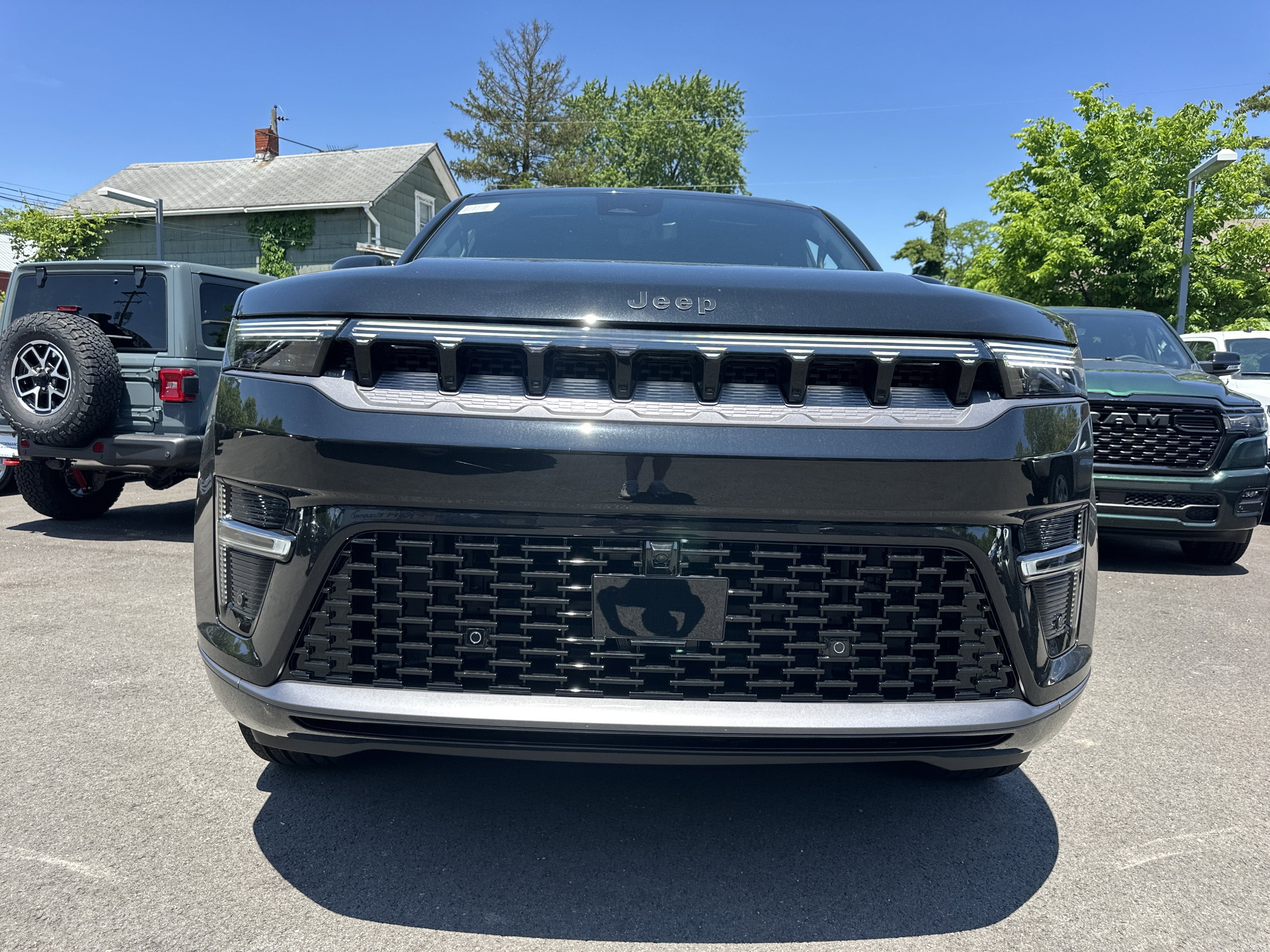 2026 Jeep Grand Wagoneer Summit Reserve