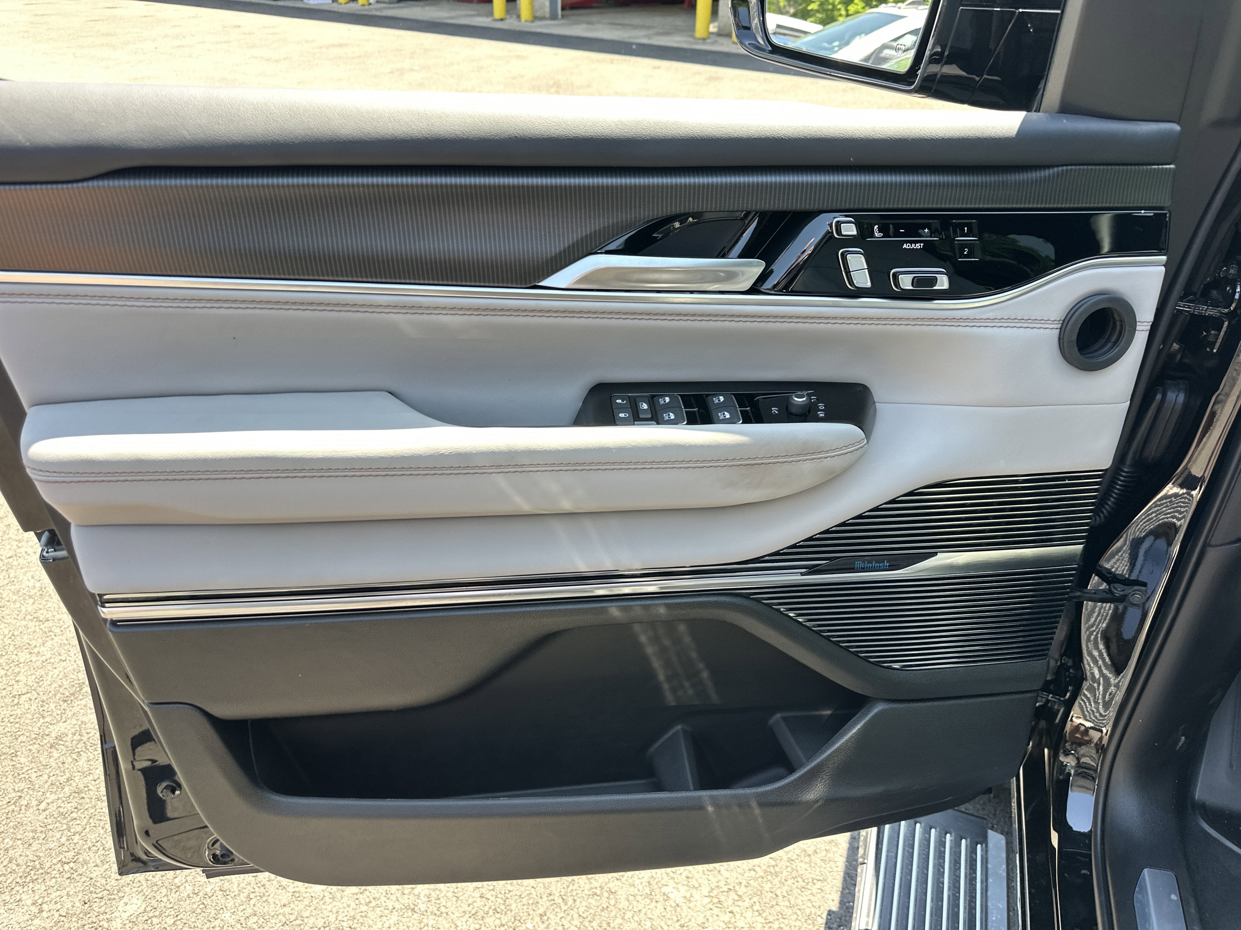2026 Jeep Grand Wagoneer Summit Reserve