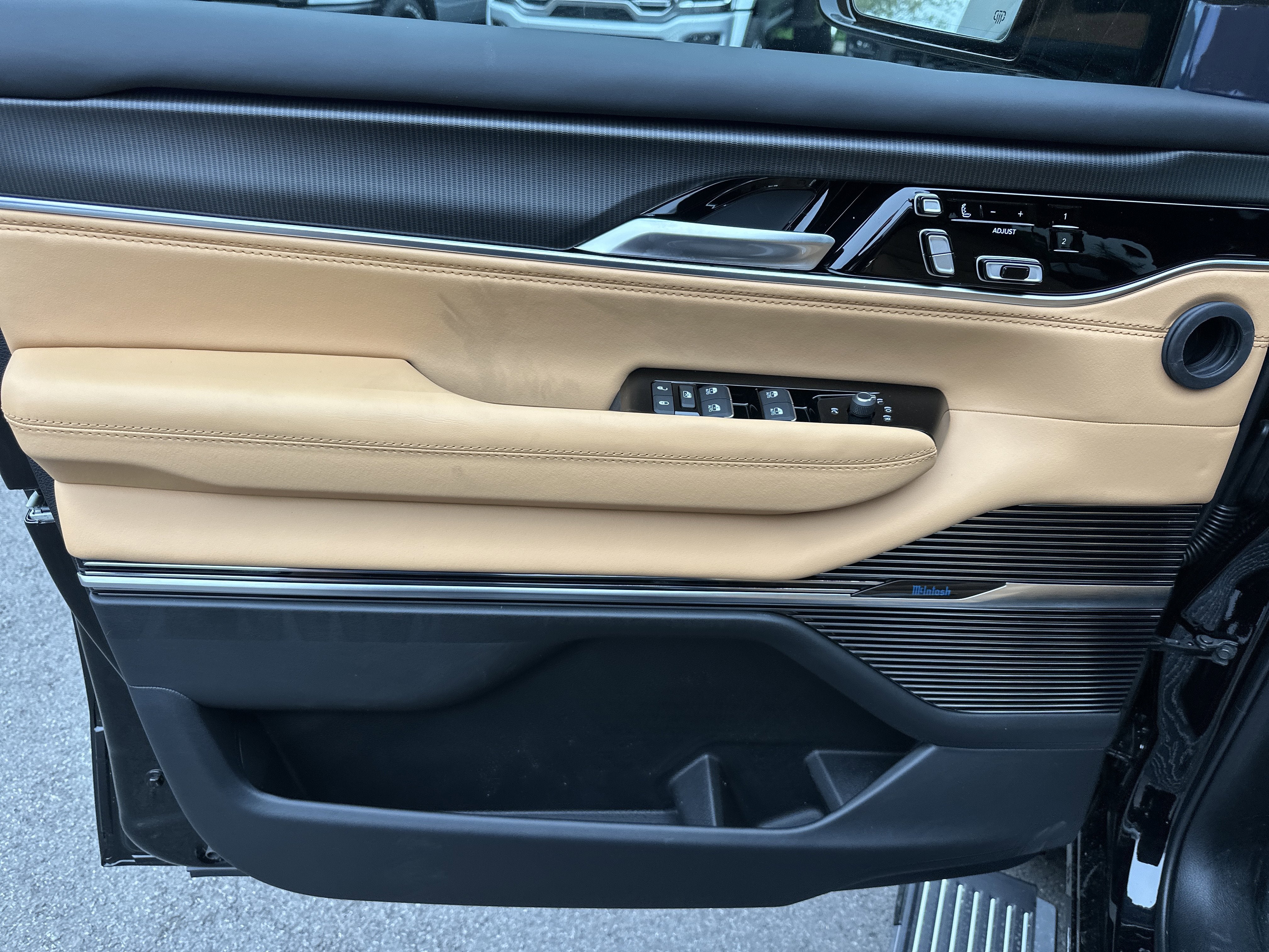 2026 Jeep Grand Wagoneer Summit Reserve