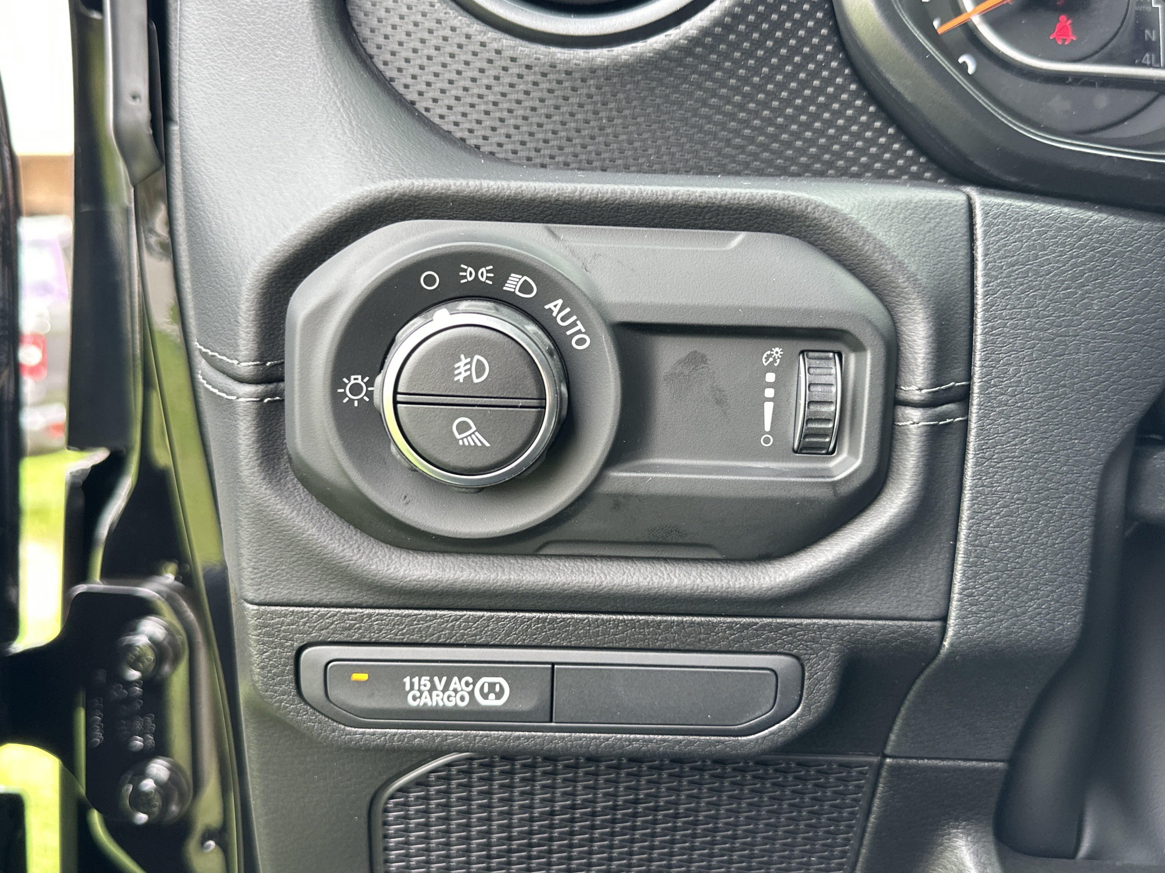 2027 Jeep Gladiator Base