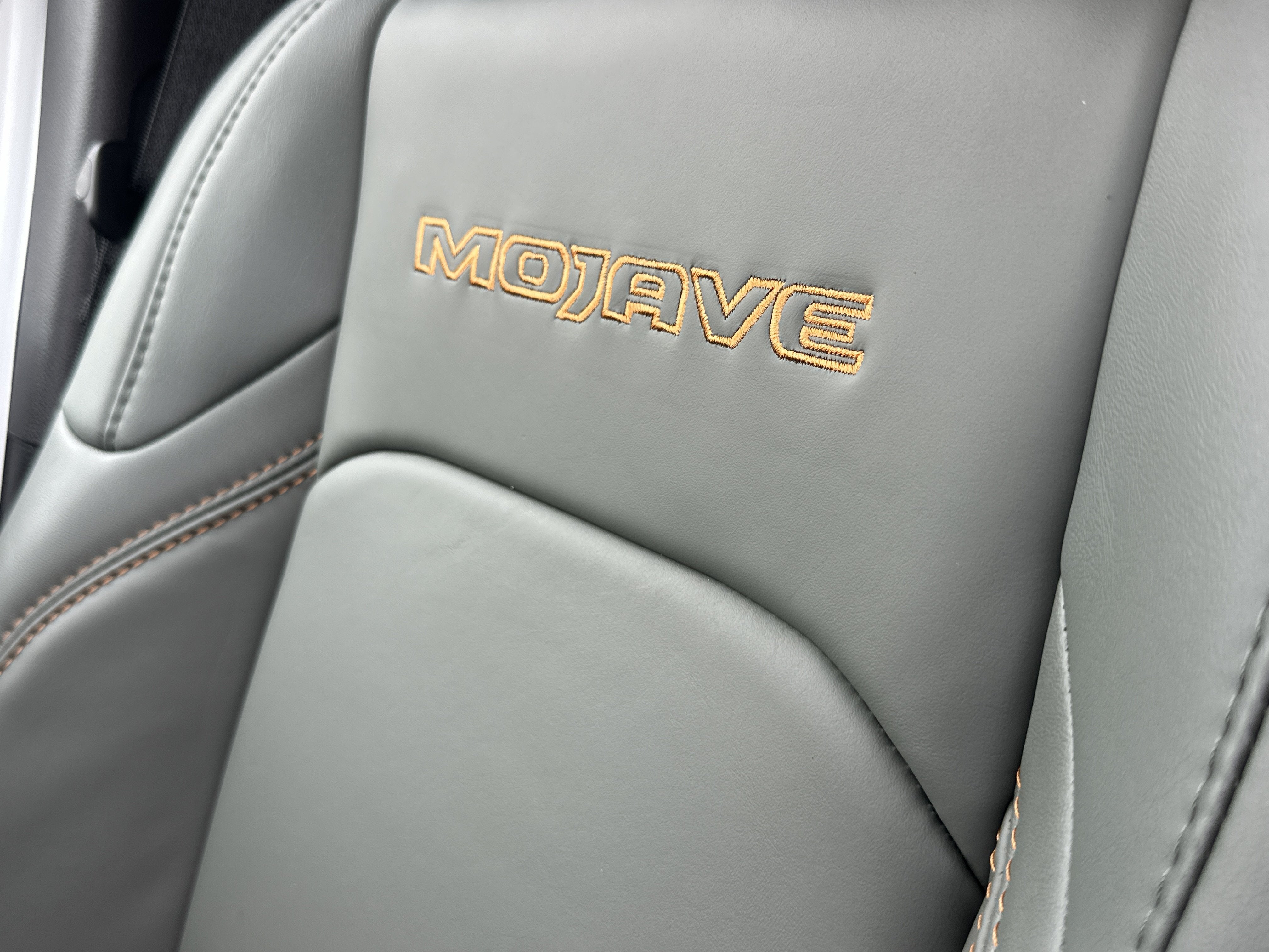 2027 Jeep Gladiator Mojave
