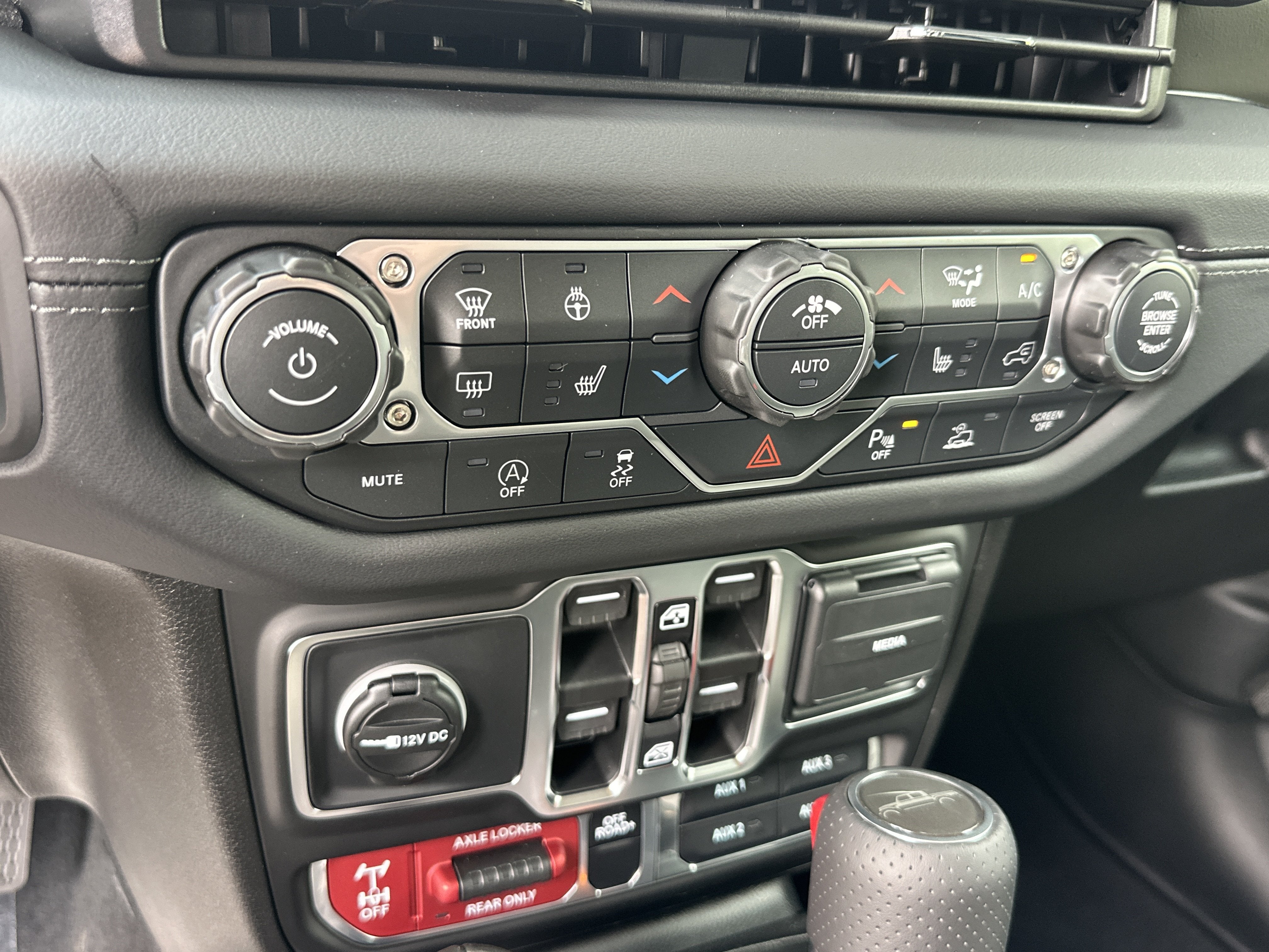 2027 Jeep Gladiator Mojave X