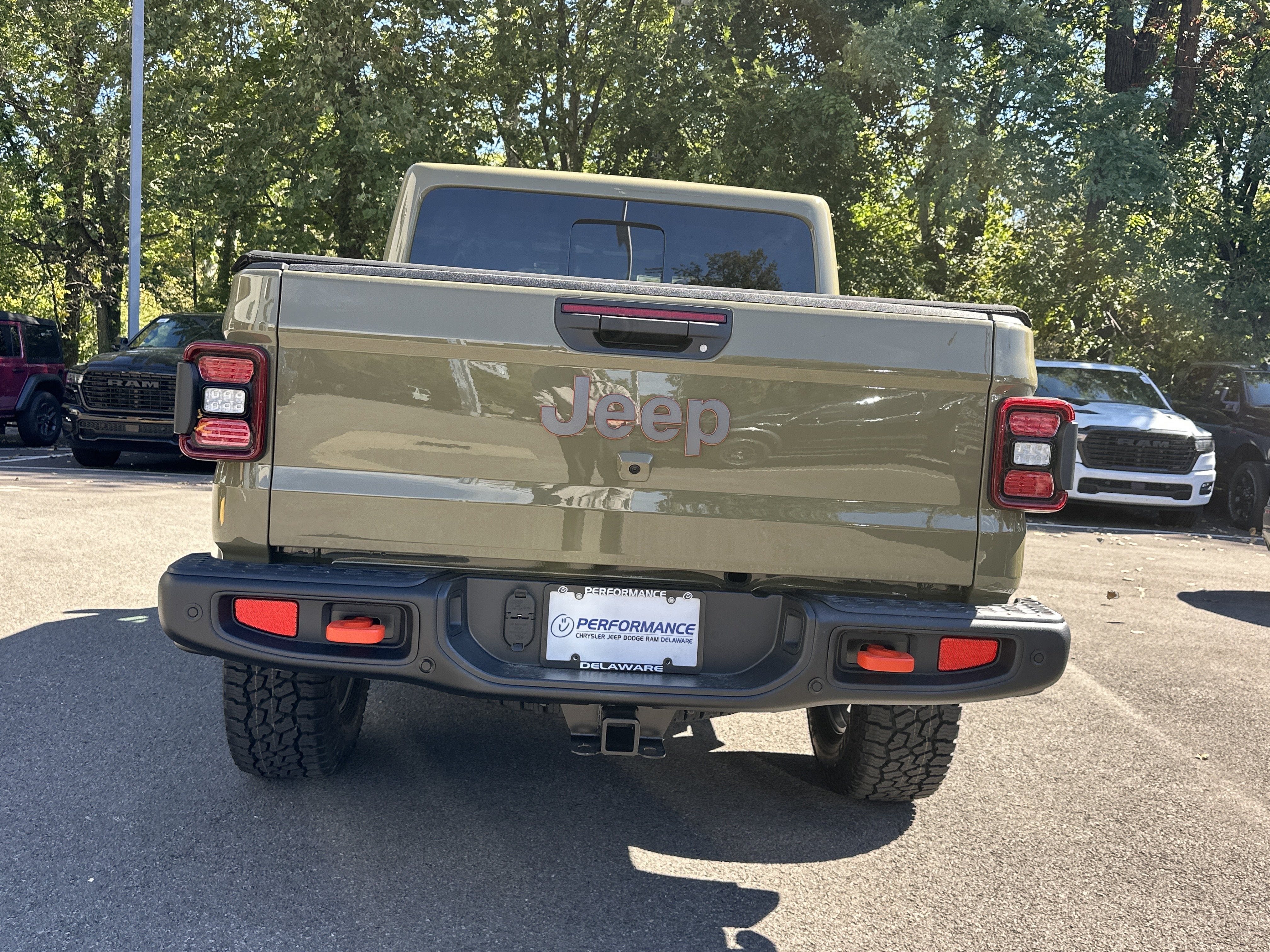 2027 Jeep Gladiator Base