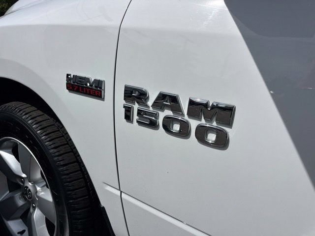2017 RAM 1500 SLT