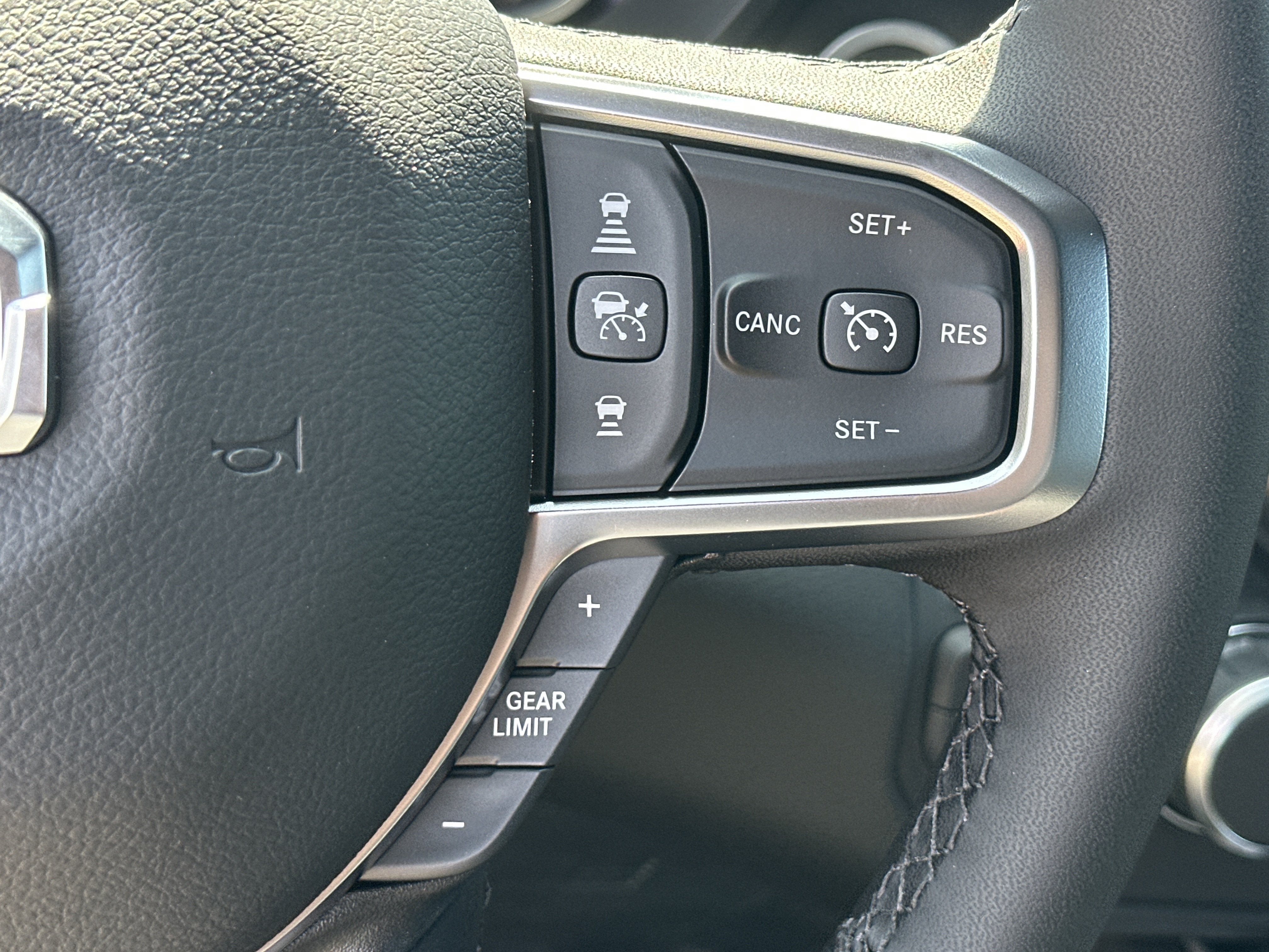 2027 RAM 1500 Big Horn