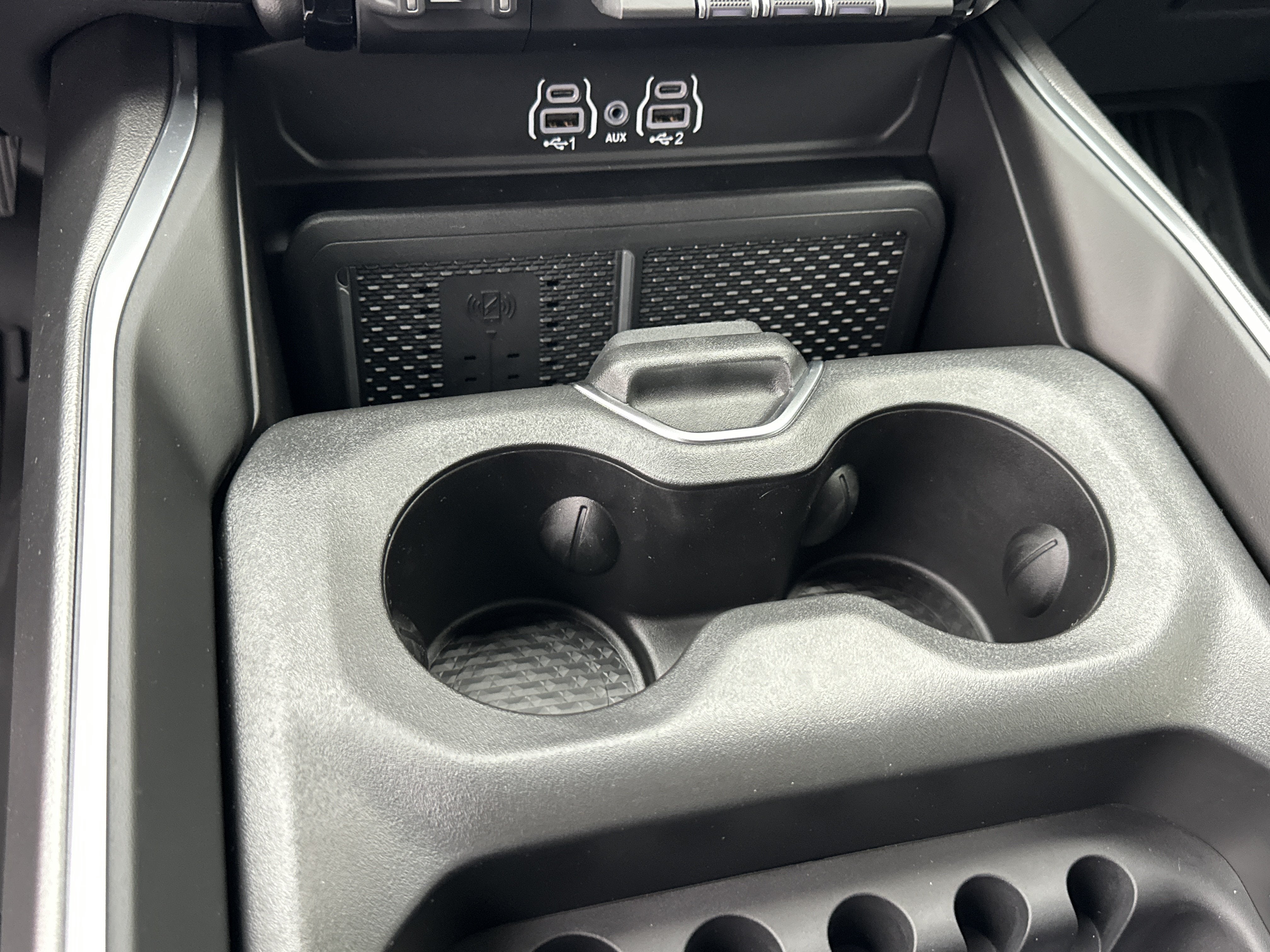 2027 RAM 1500 Big Horn/Lone Star