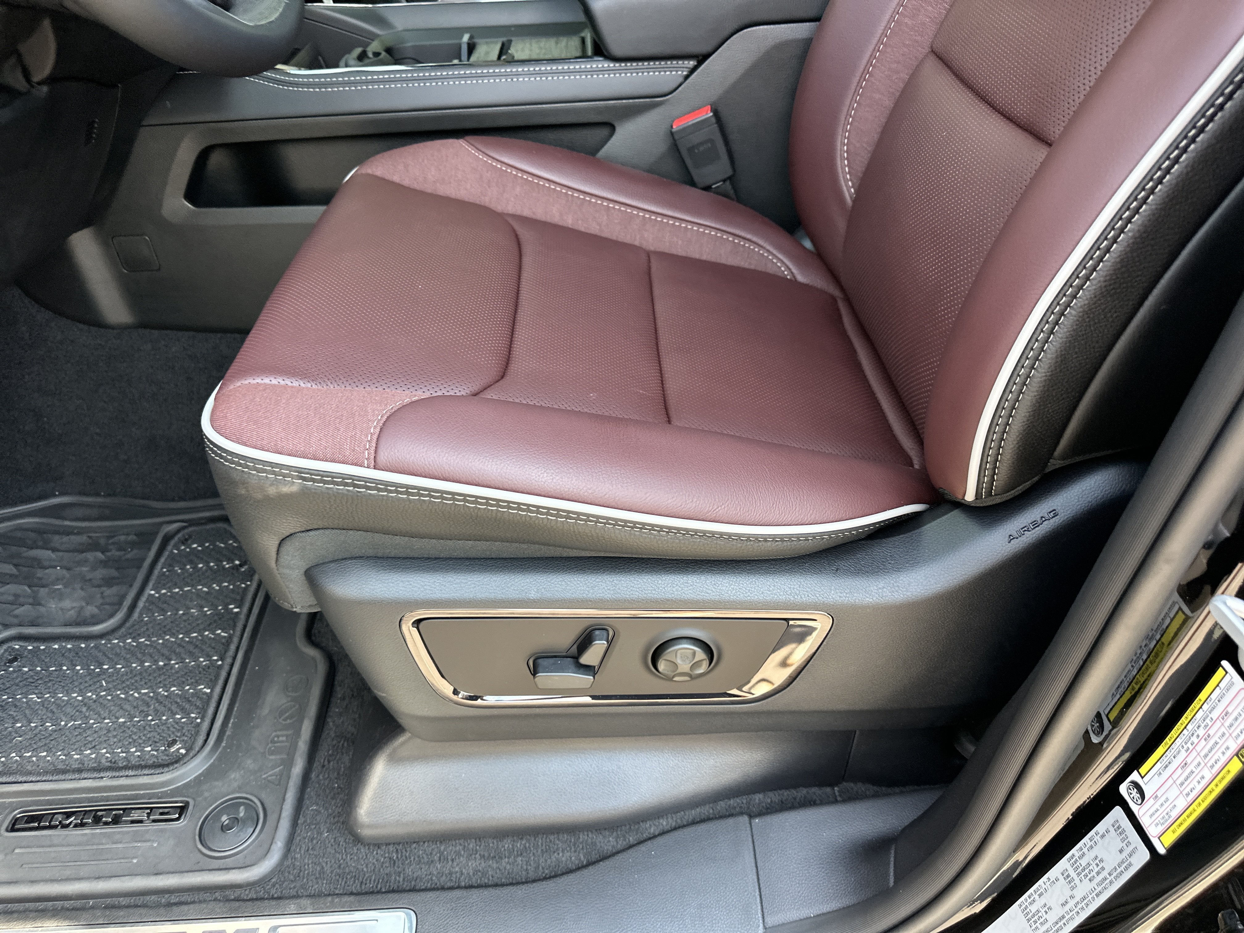 2027 RAM 1500 Limited