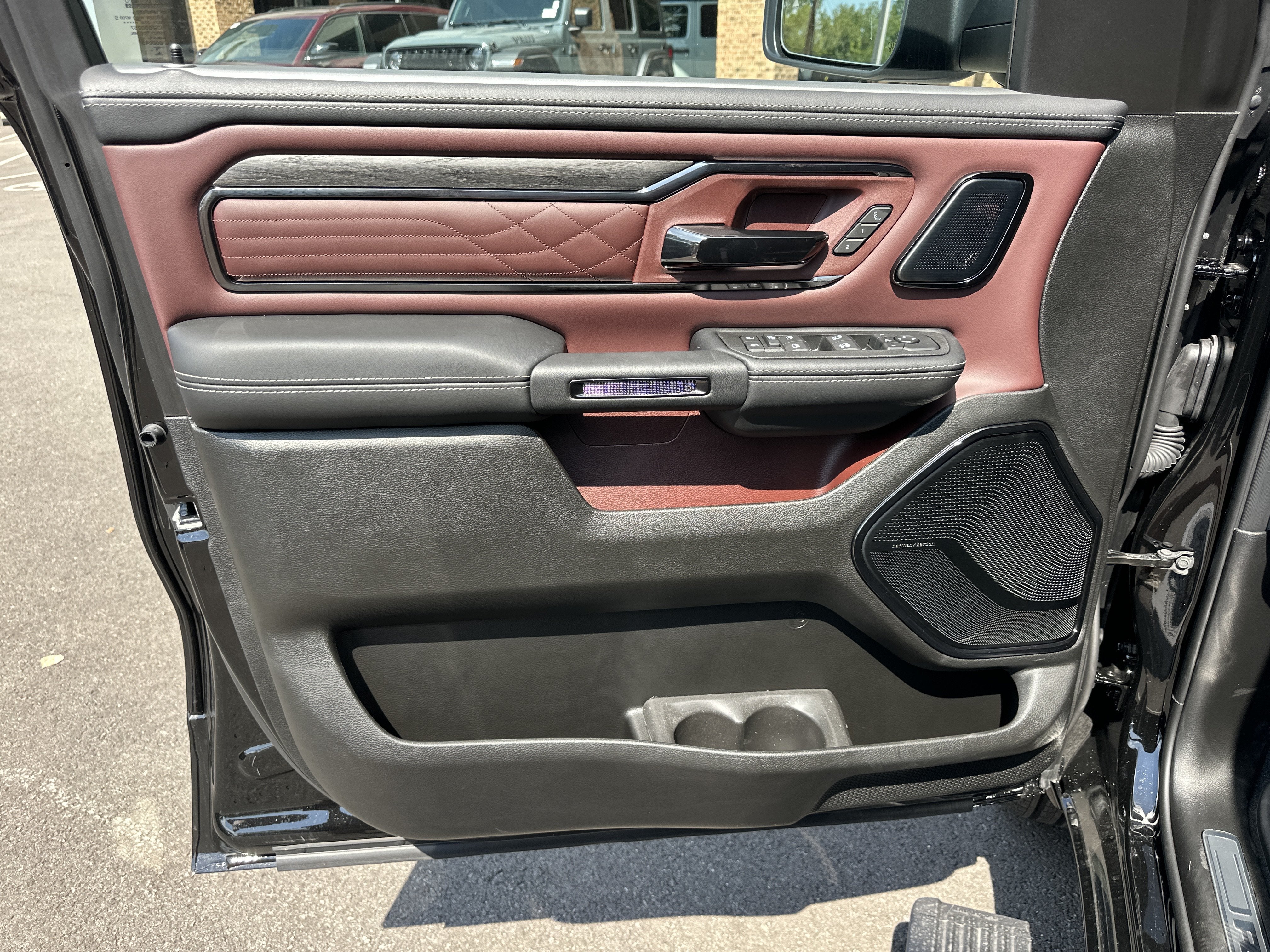 2027 RAM 1500 Limited