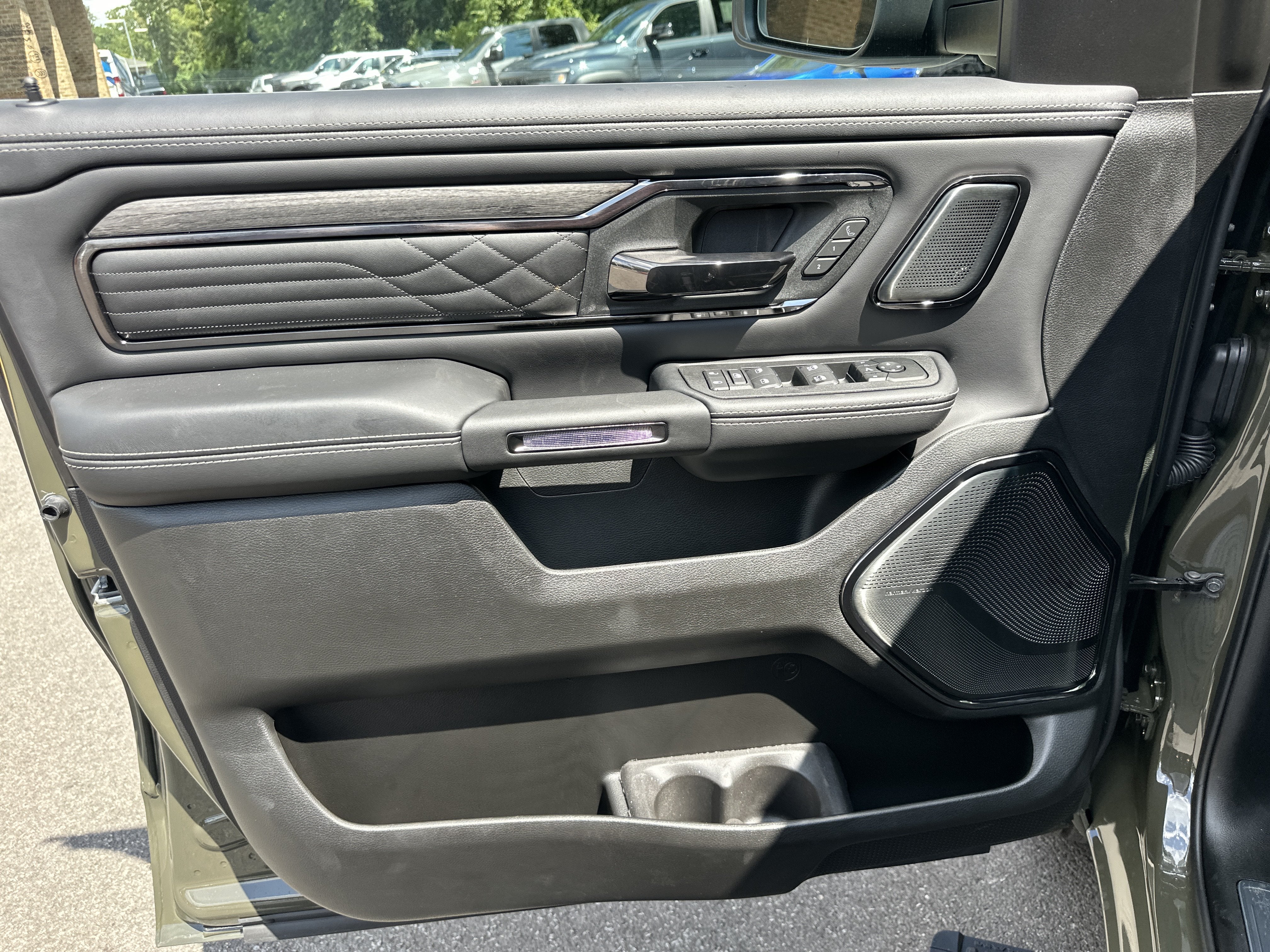 2027 RAM 1500 Limited
