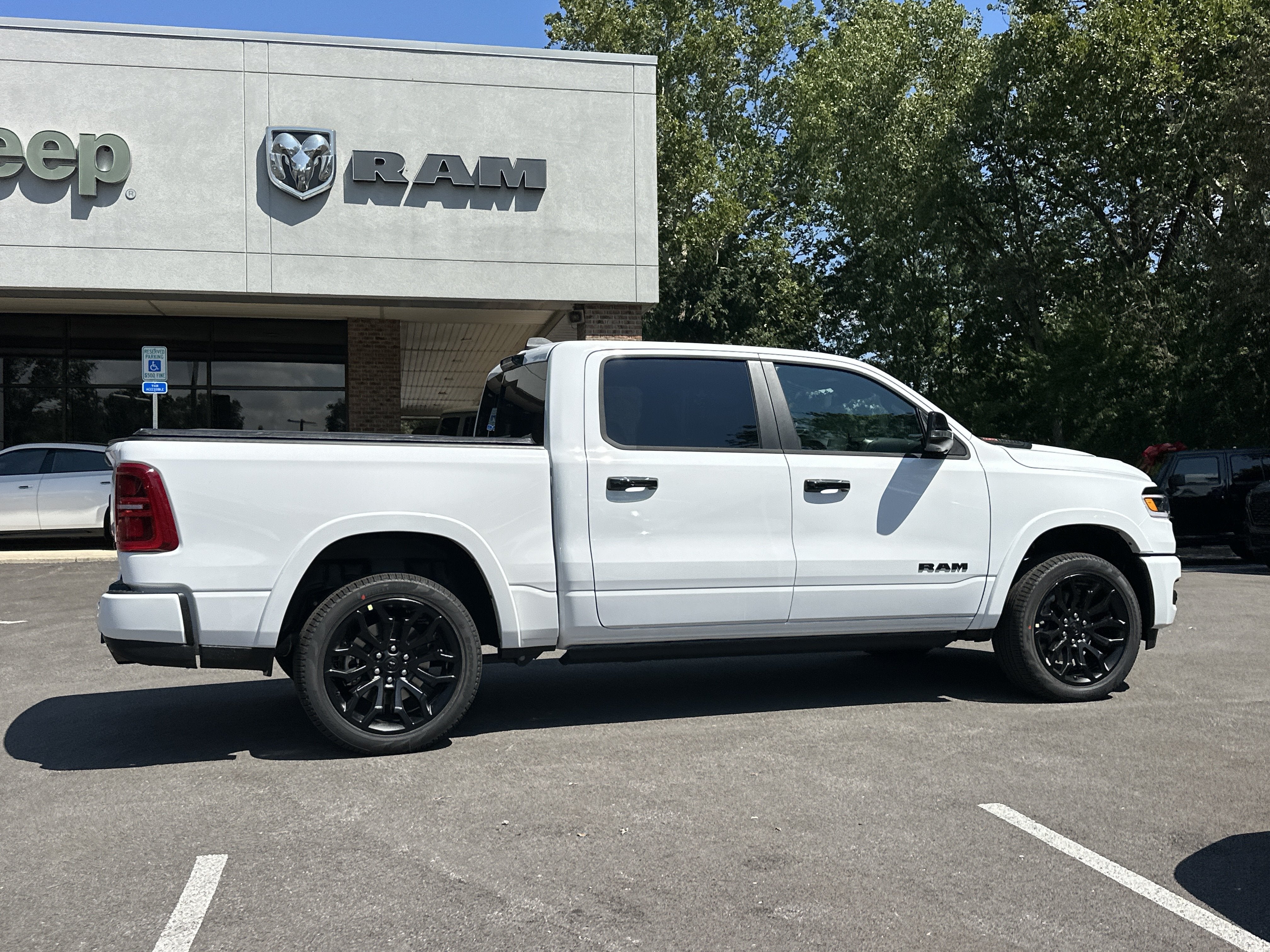 2027 RAM 1500 Limited