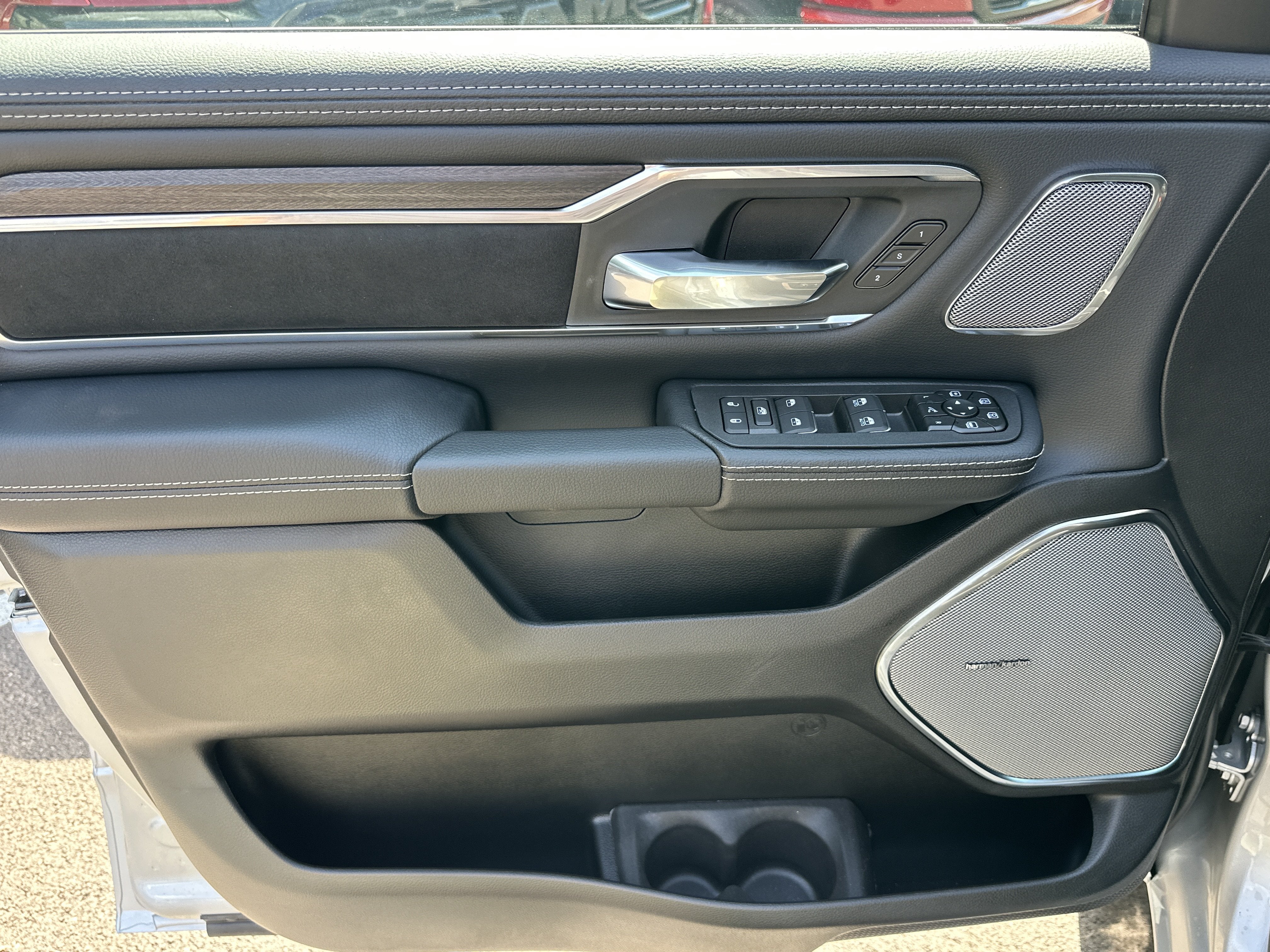 2027 RAM 1500 Laramie