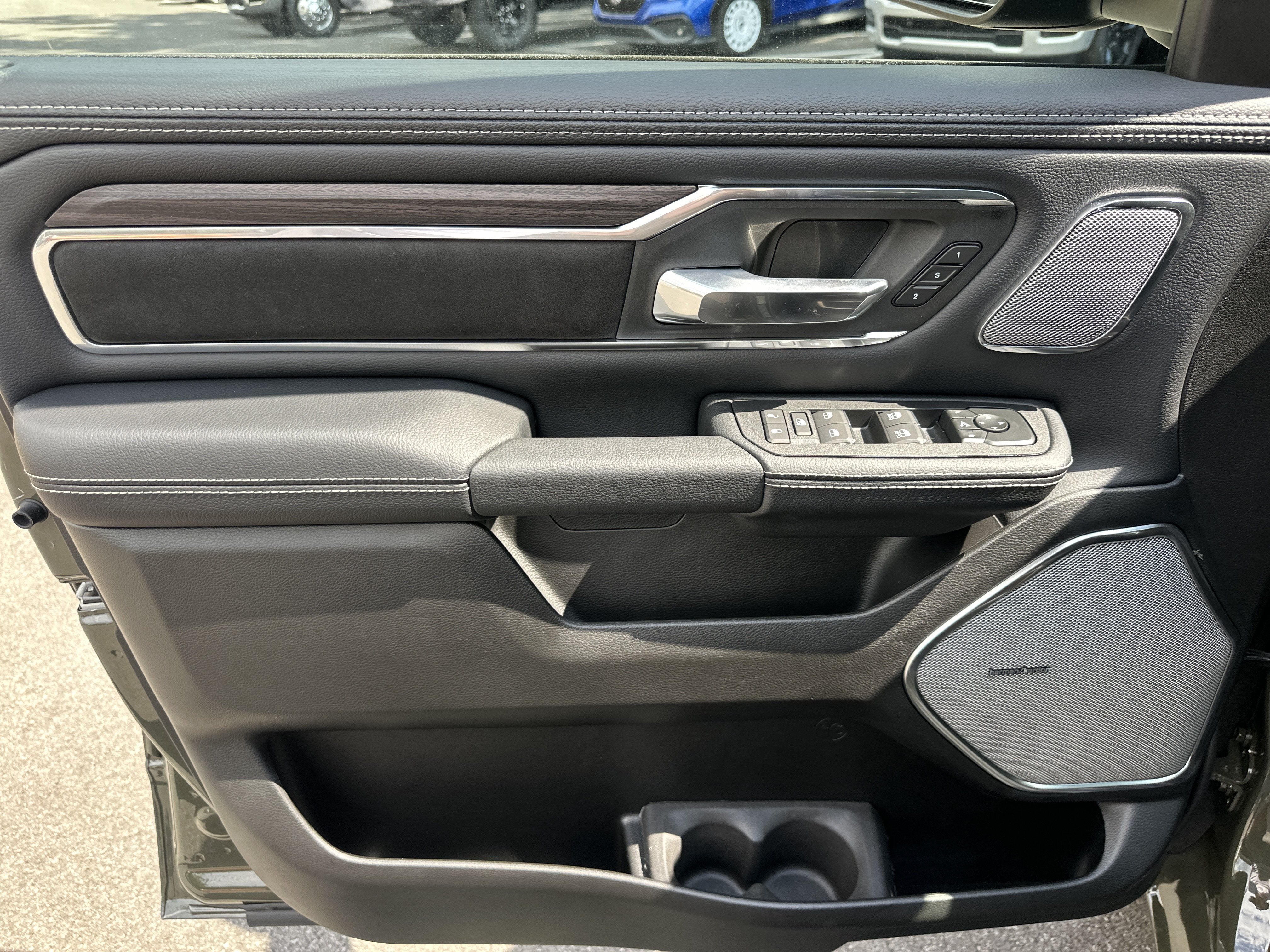2027 RAM 1500 Laramie
