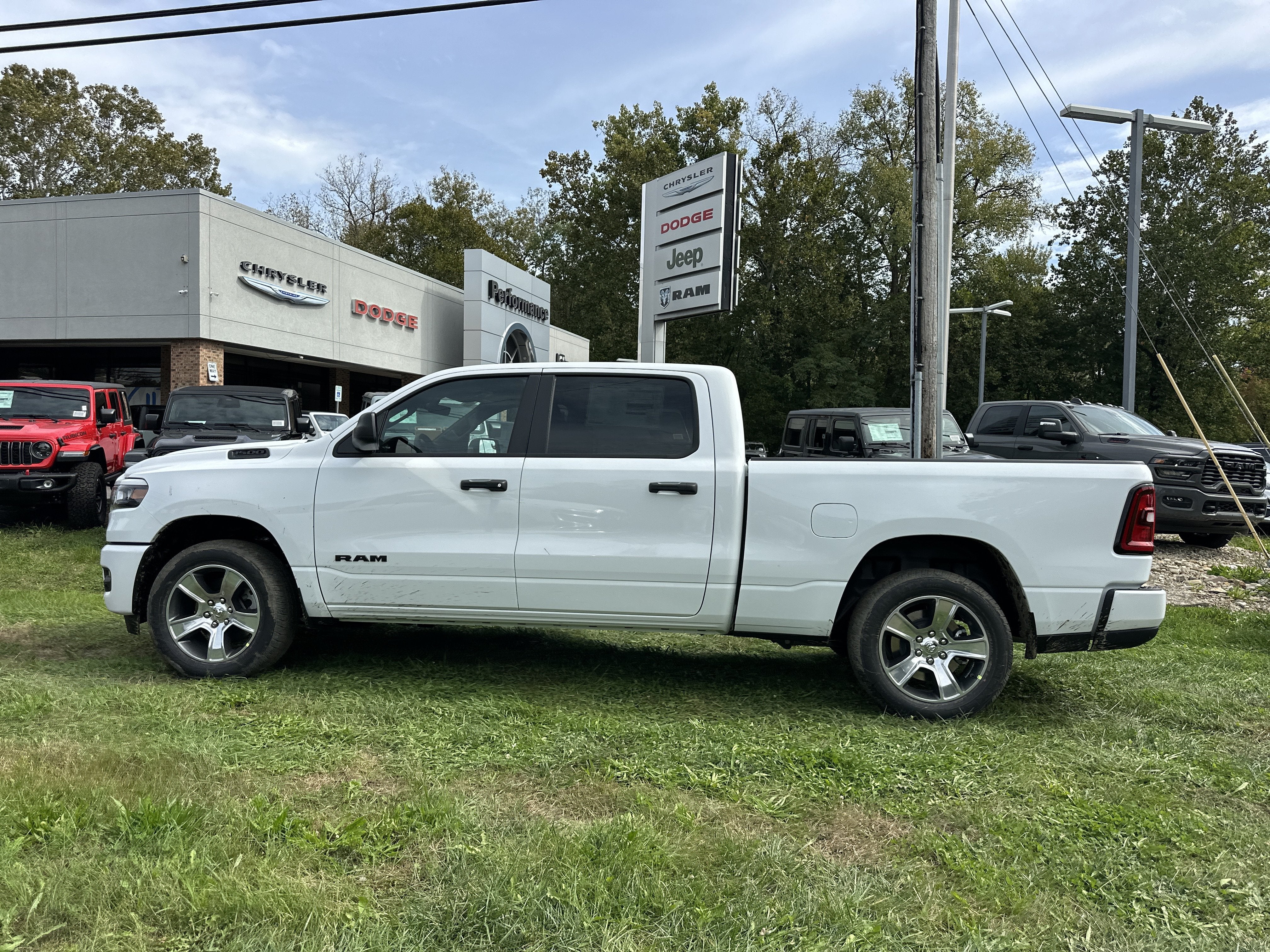 2027 RAM 1500 Express
