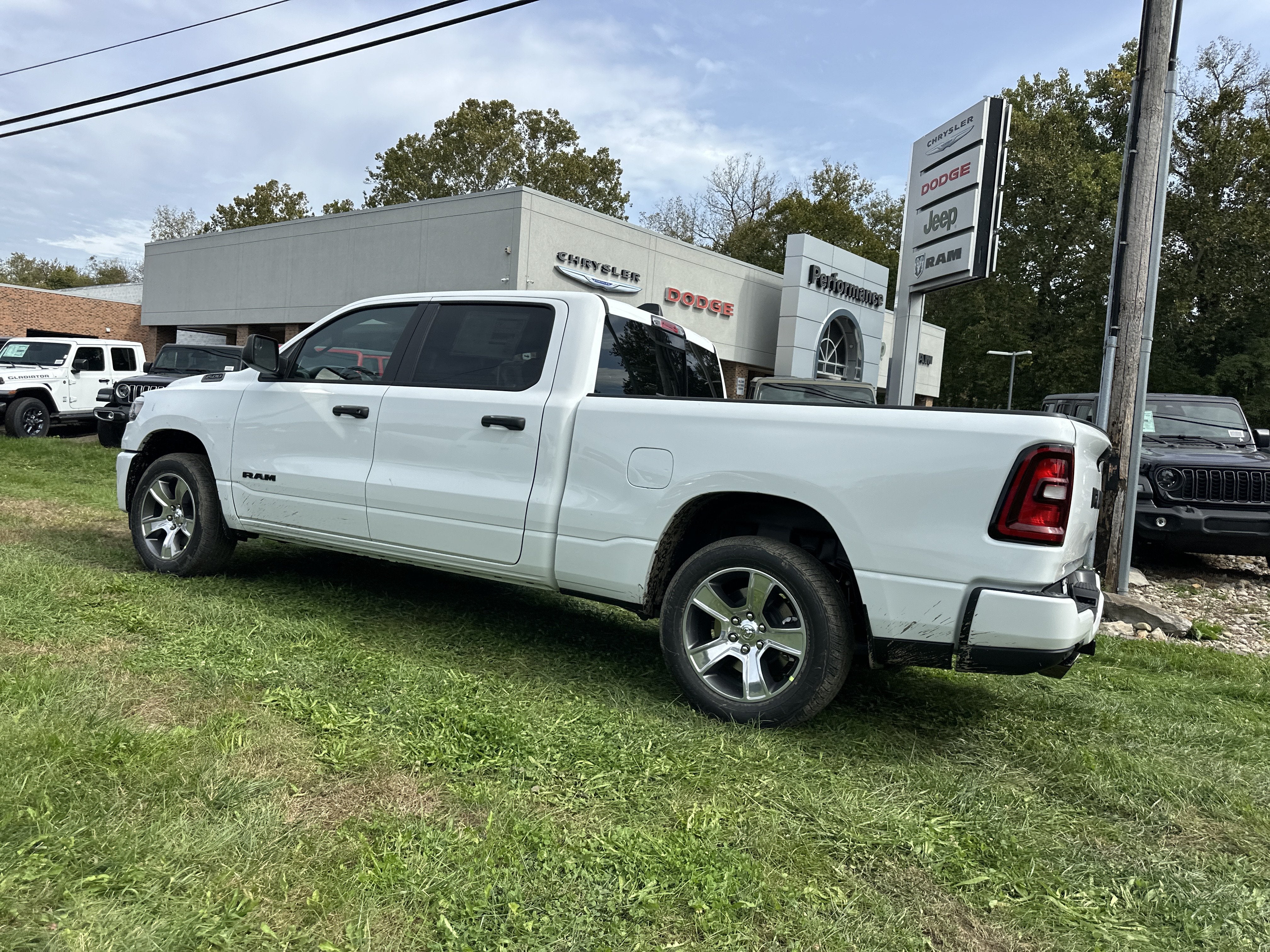 2027 RAM 1500 Express