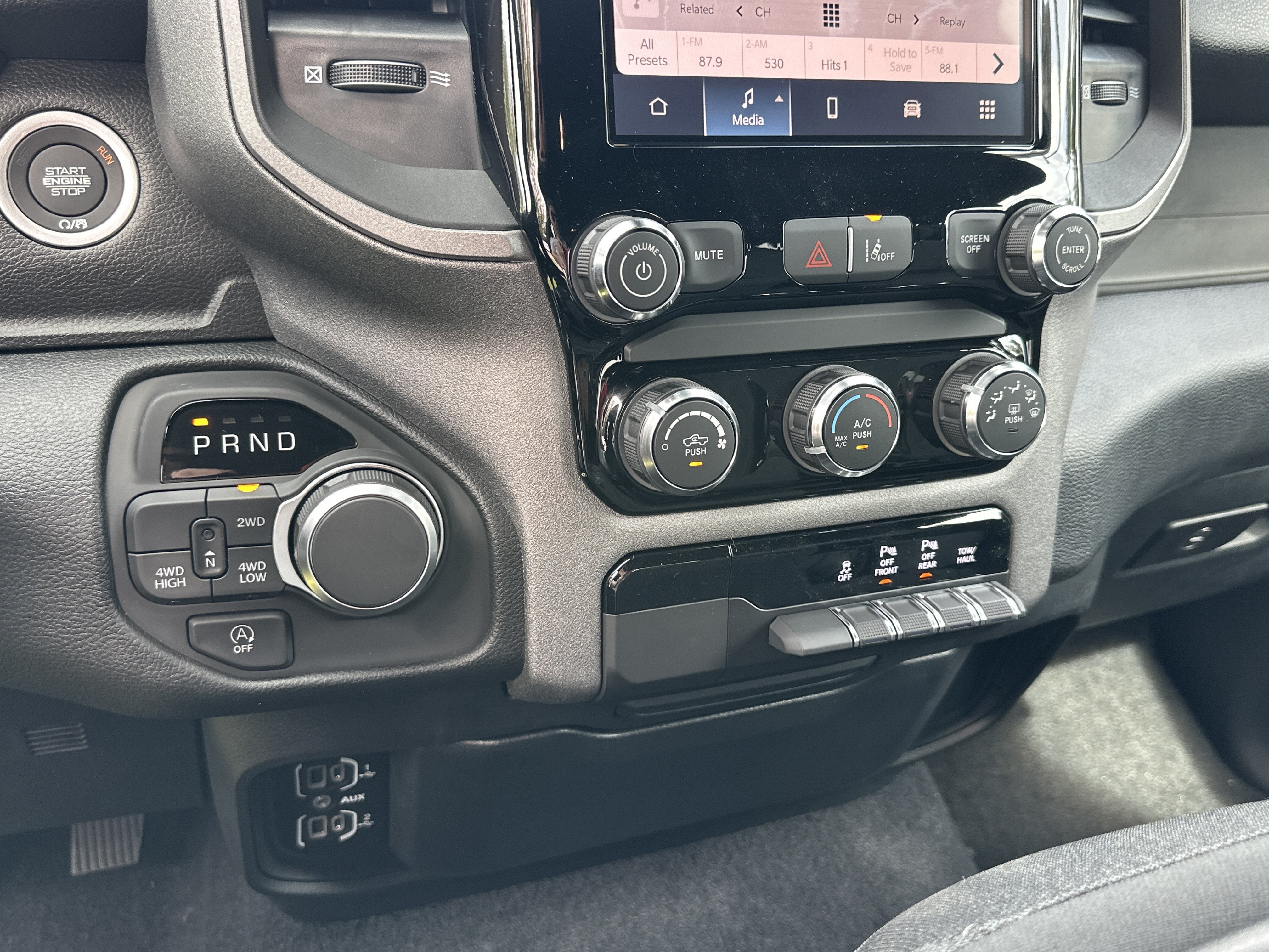 2027 RAM 1500 Express
