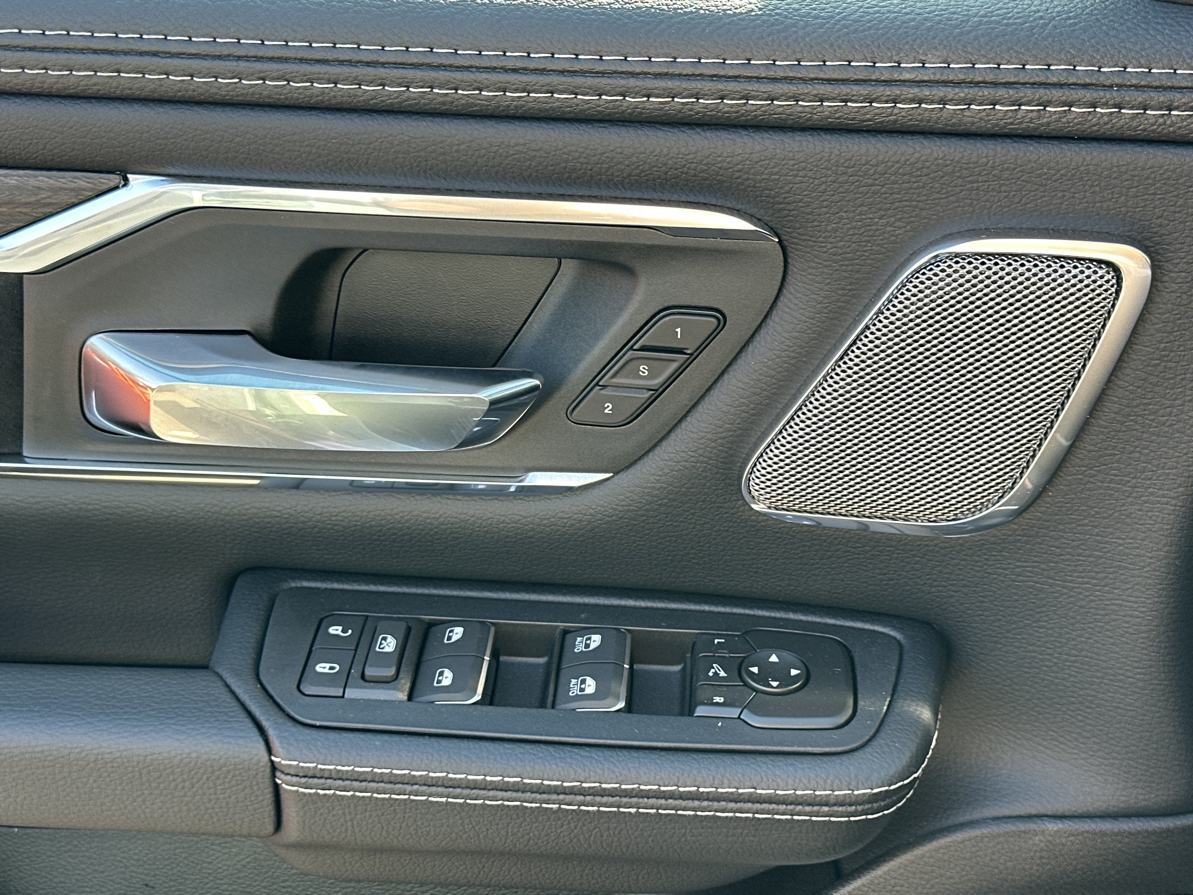 2027 RAM 1500 Laramie