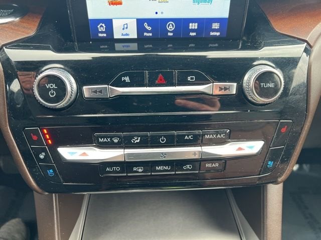 2022 Ford Explorer King Ranch