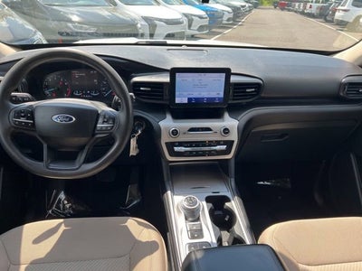 2021 Ford Explorer Base
