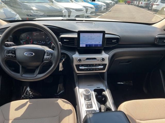 2021 Ford Explorer Base
