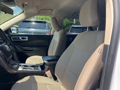 2021 Ford Explorer Base