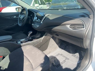 2022 Chevrolet Malibu LS