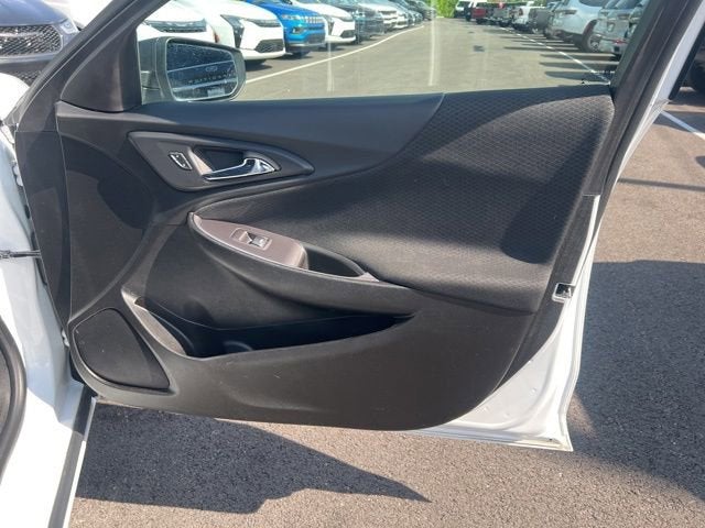 2022 Chevrolet Malibu LS