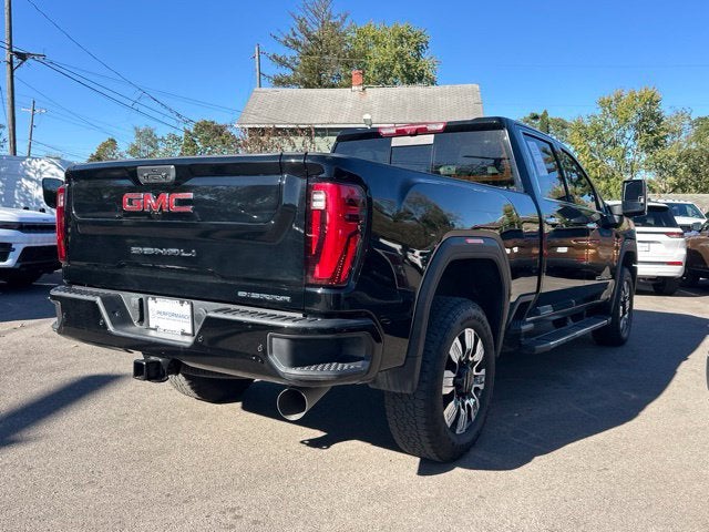 2025 GMC Sierra 2500HD Denali