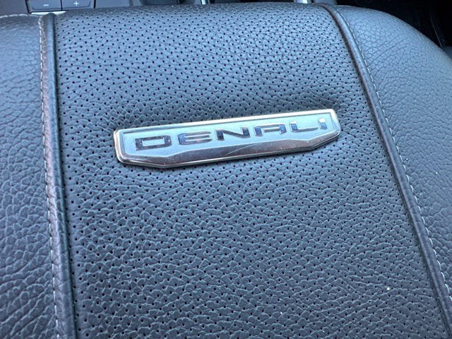 2025 GMC Sierra 2500HD Denali
