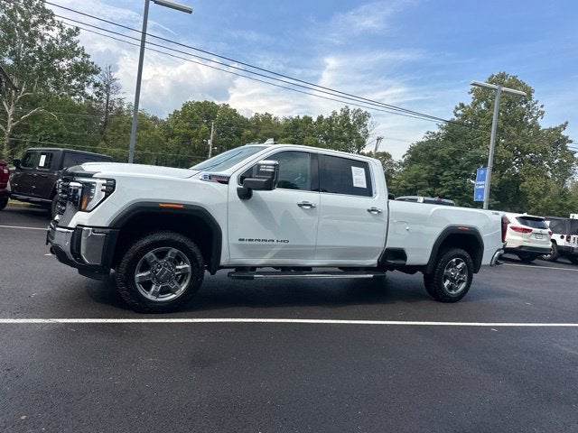 2025 GMC Sierra 3500HD SLT