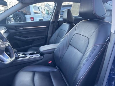 2024 Nissan Altima 2.0 SR