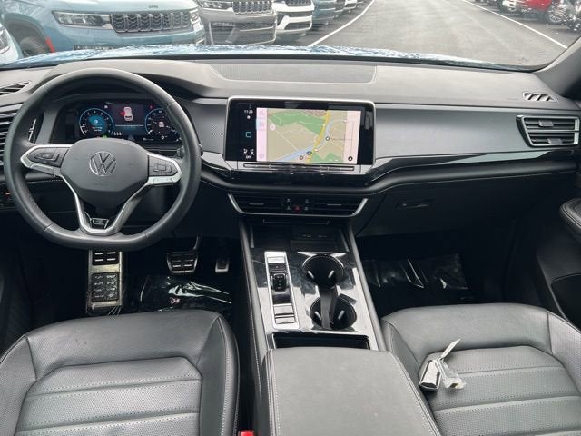 2024 Volkswagen Atlas Cross Sport 2.0T SEL R-Line