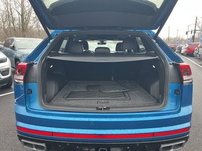 2024 Volkswagen Atlas Cross Sport 2.0T SEL R-Line