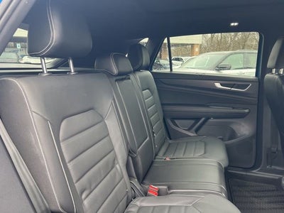 2024 Volkswagen Atlas Cross Sport 2.0T SEL R-Line