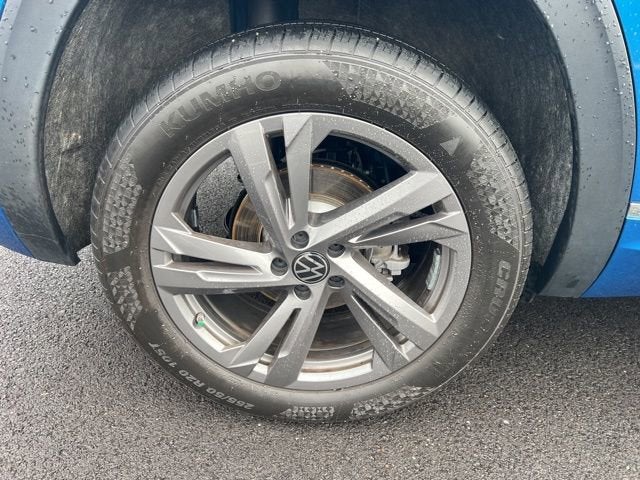 2024 Volkswagen Atlas Cross Sport 2.0T SEL R-Line