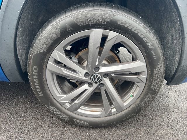 2024 Volkswagen Atlas Cross Sport 2.0T SEL R-Line