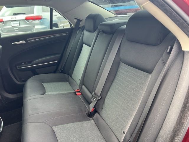 2021 Chrysler 300 Touring