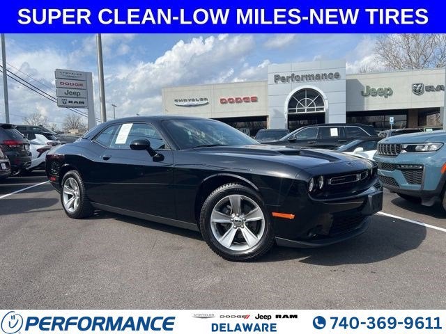 2016 Dodge Challenger SXT