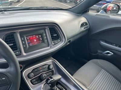 2016 Dodge Challenger SXT