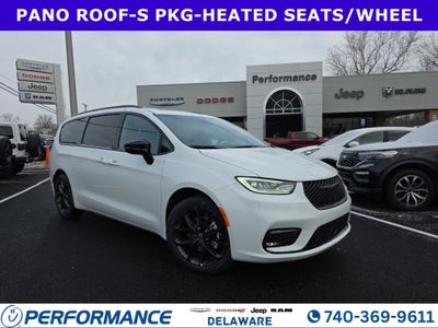 2026 Chrysler Pacifica Select