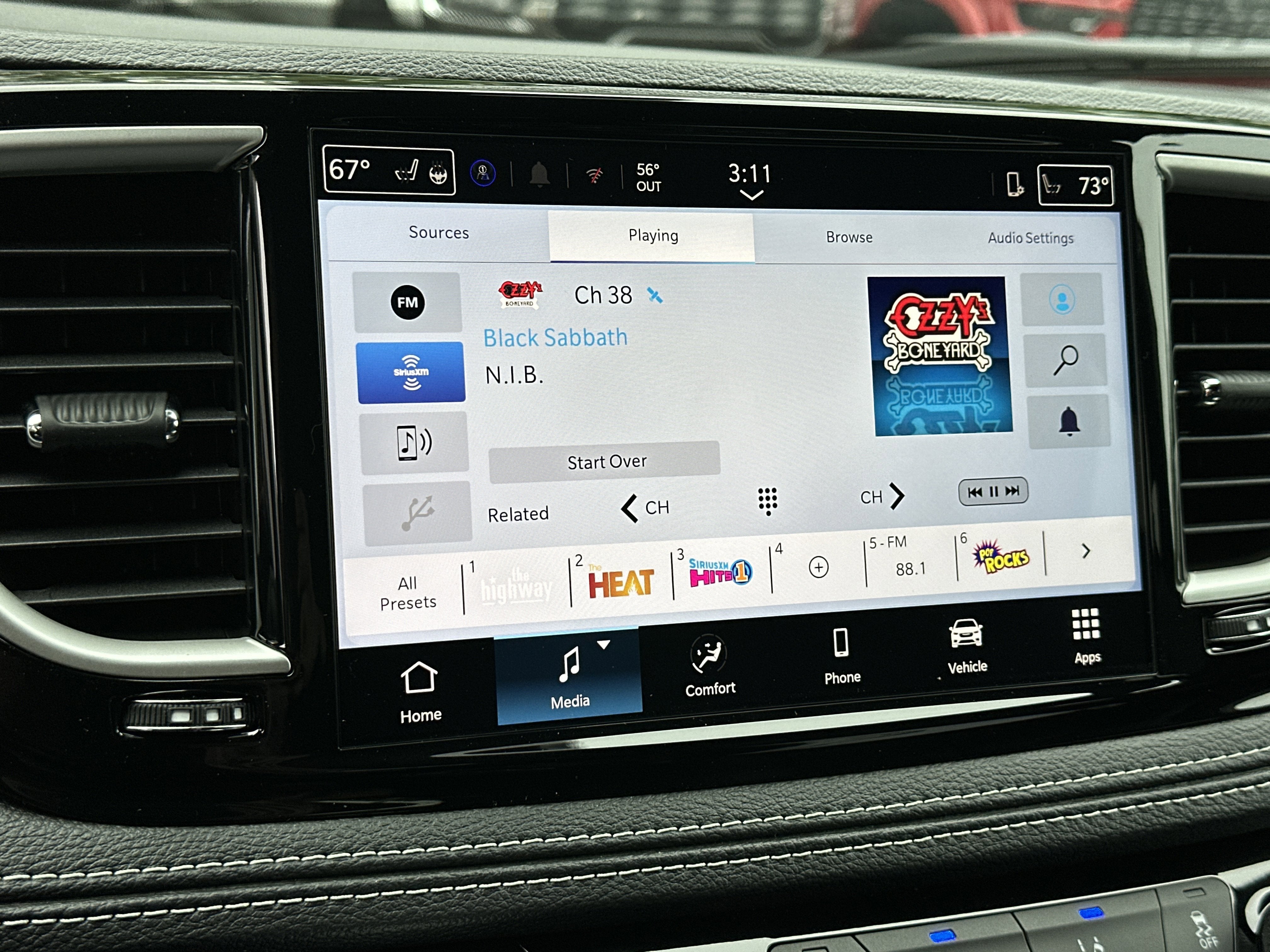 2027 Chrysler Pacifica Select