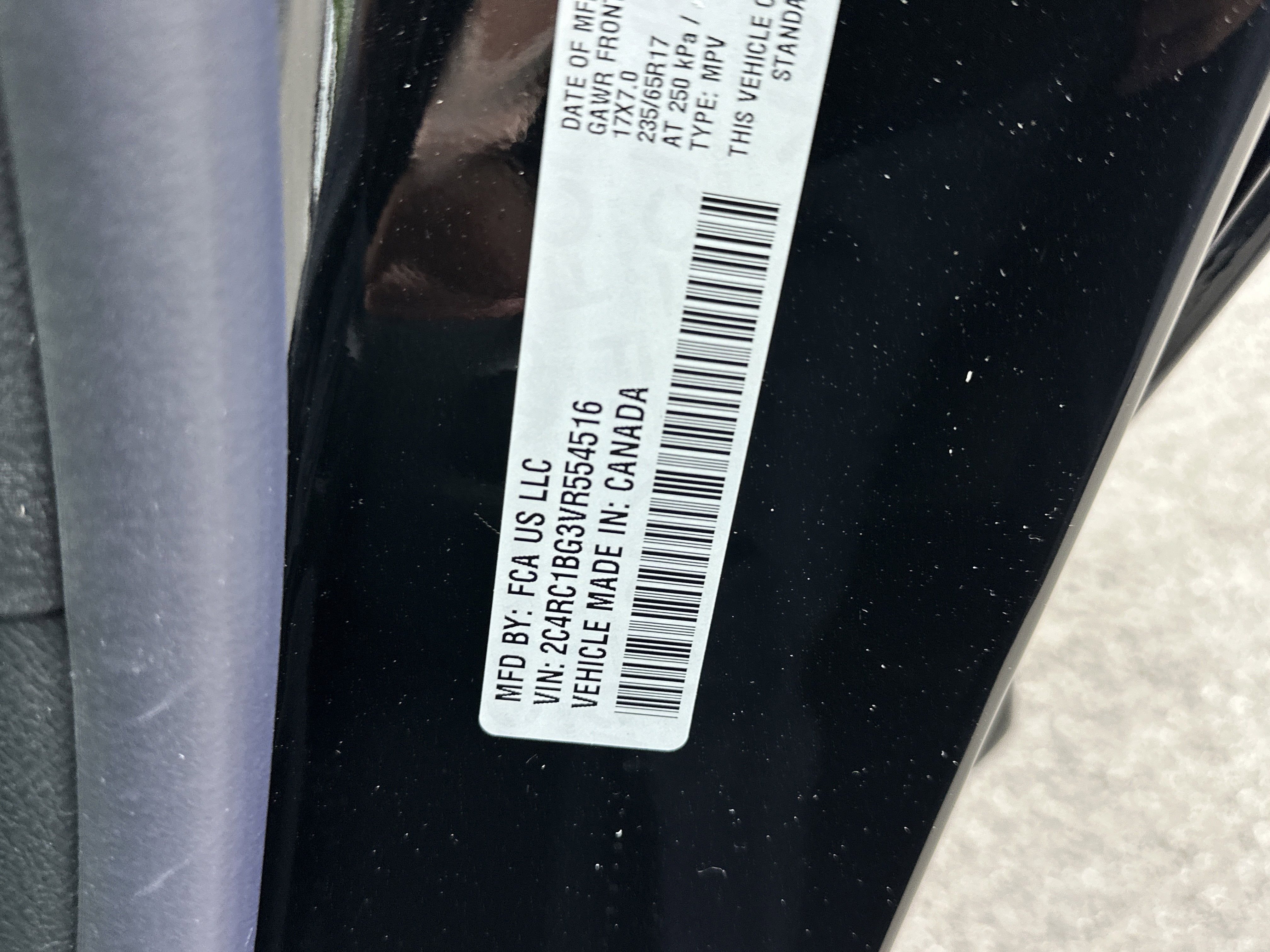 2027 Chrysler Pacifica Select