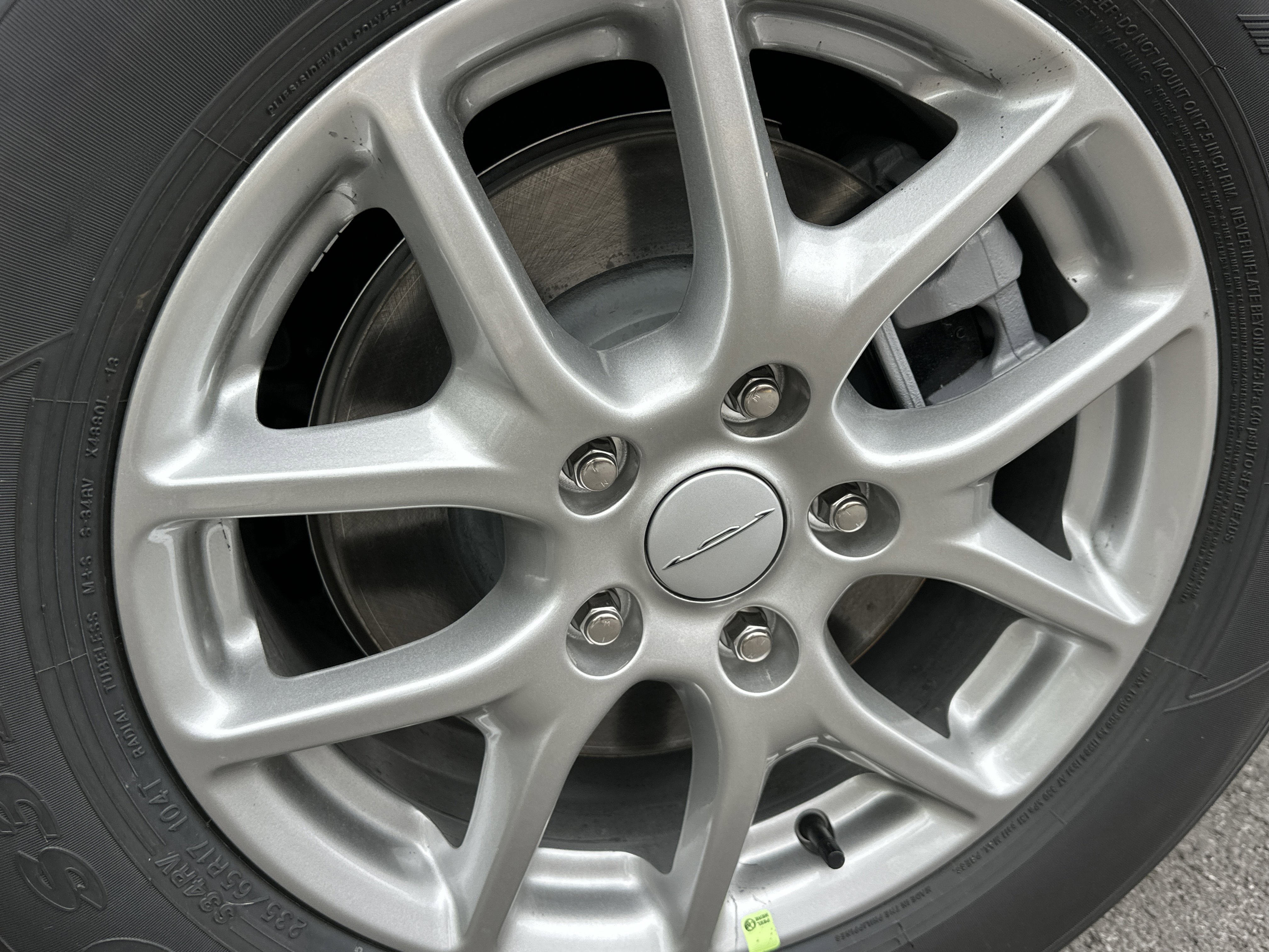 2027 Chrysler Pacifica Select