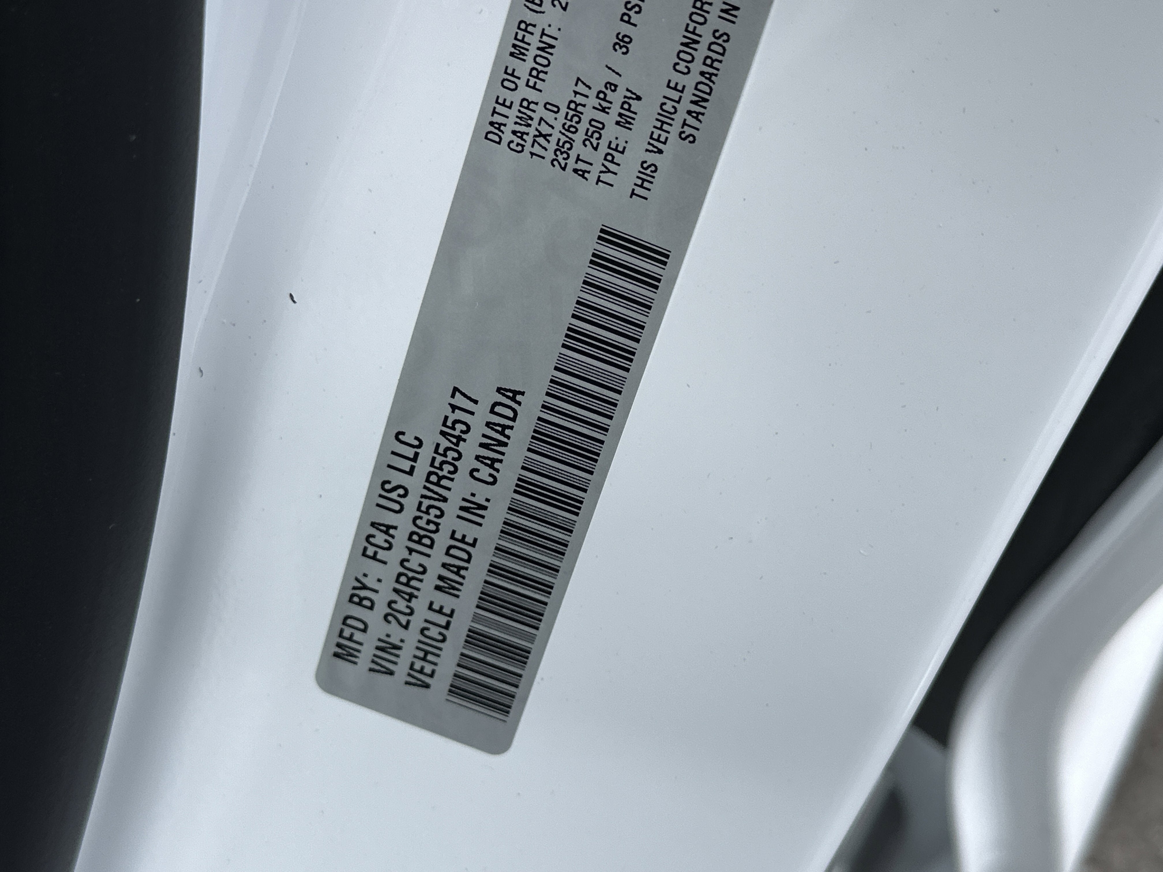 2027 Chrysler Pacifica Select