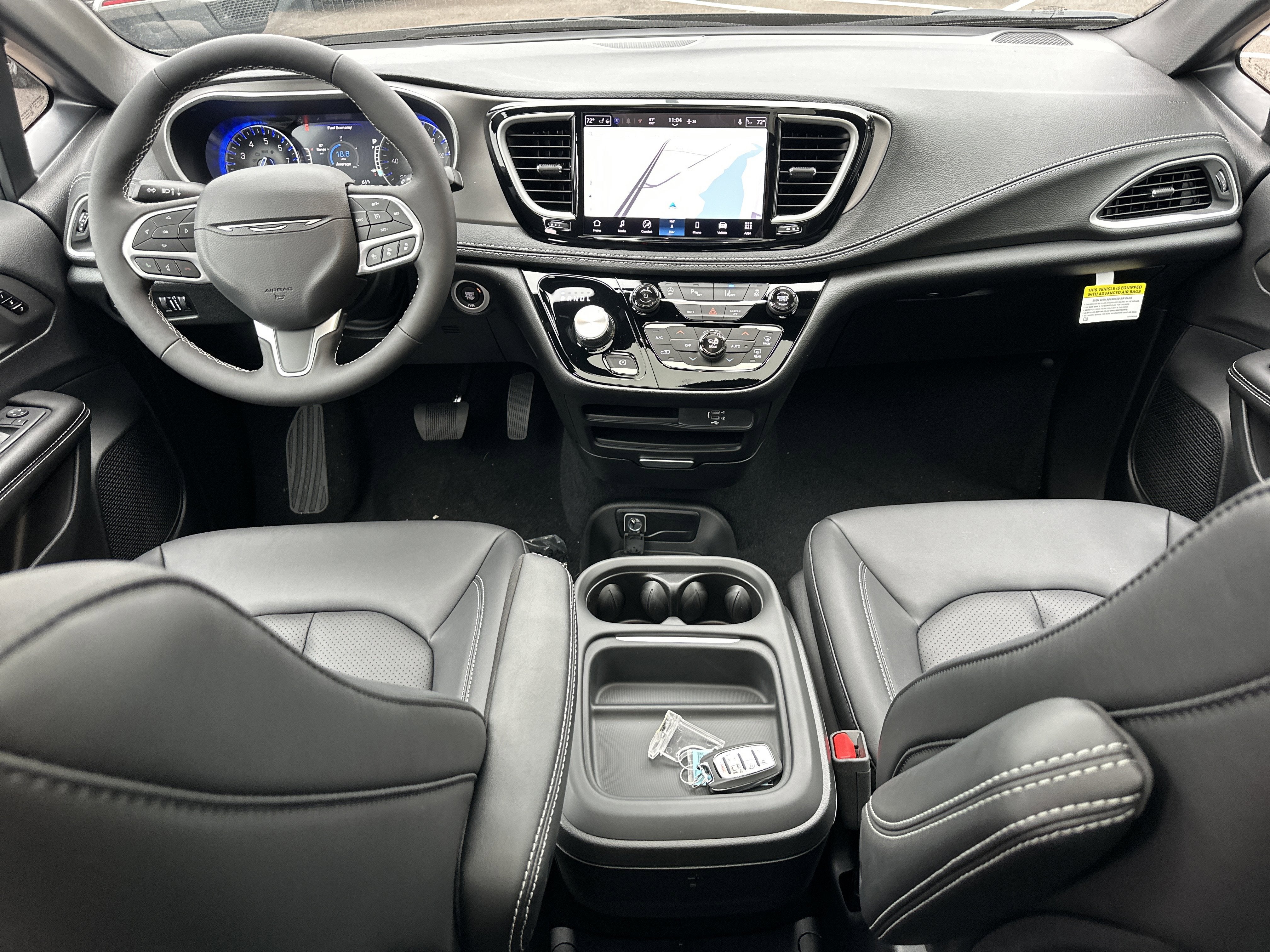 2027 Chrysler Pacifica Select
