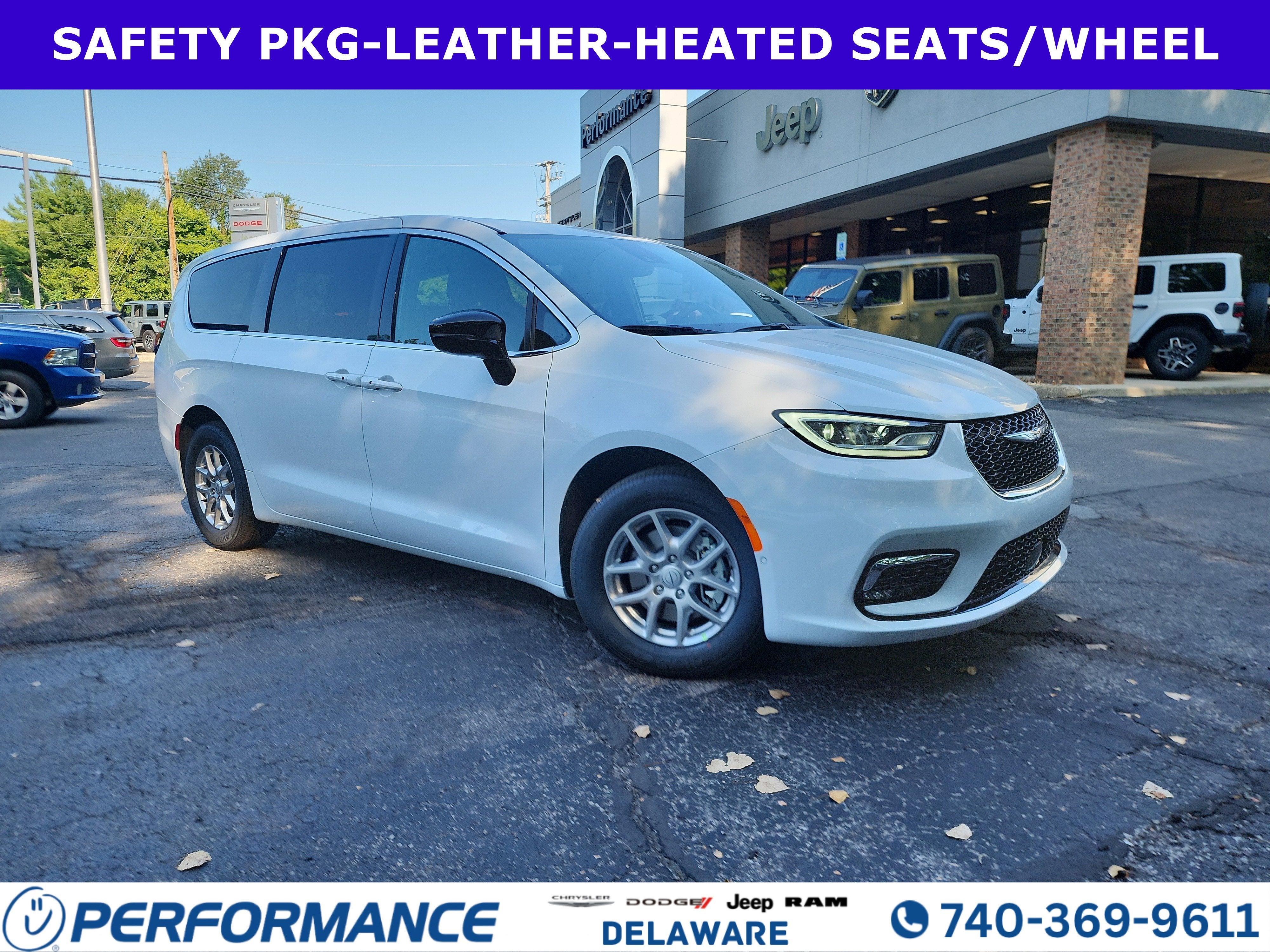 2026 Chrysler Pacifica Select