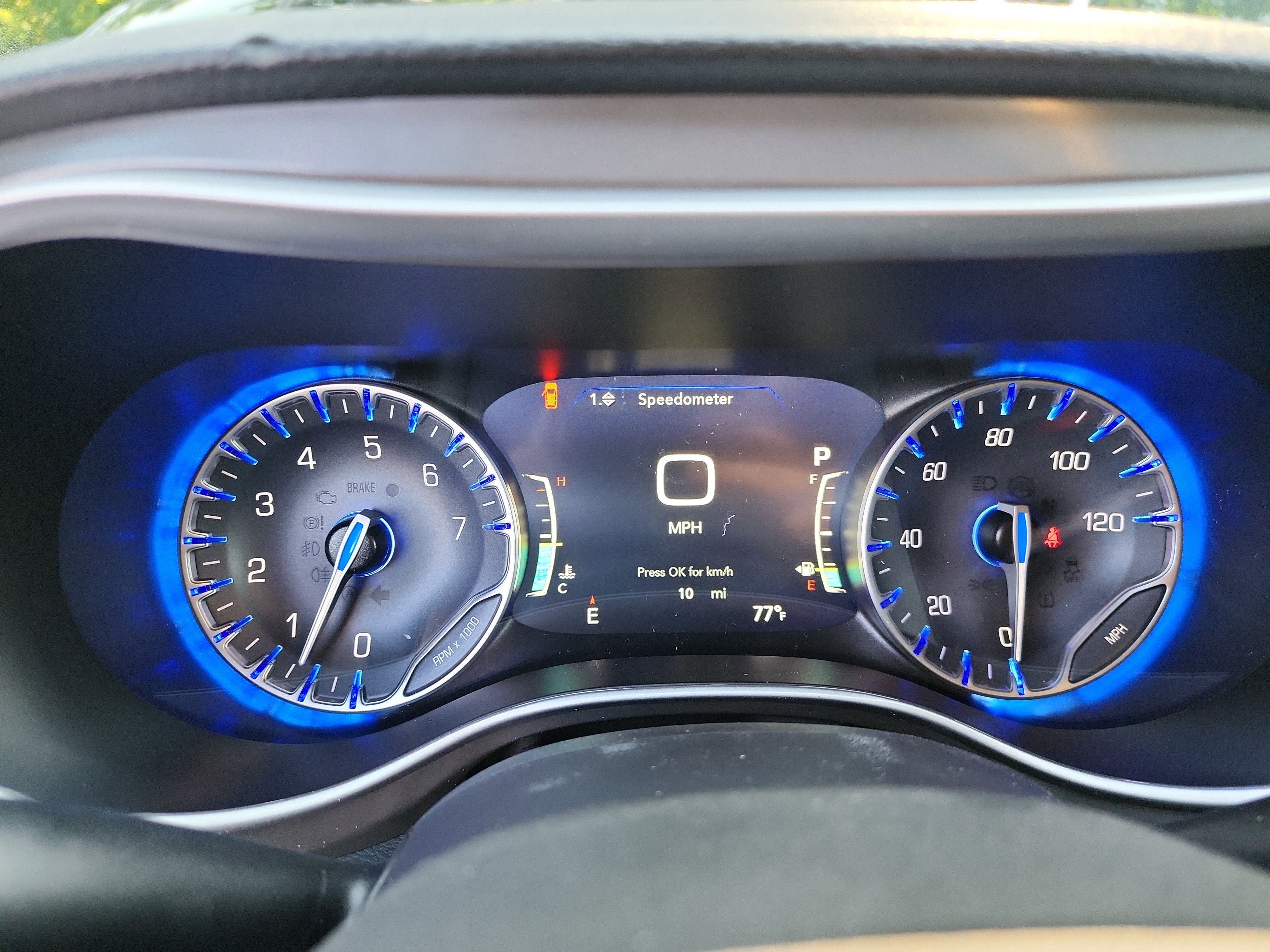 2026 Chrysler Pacifica Select