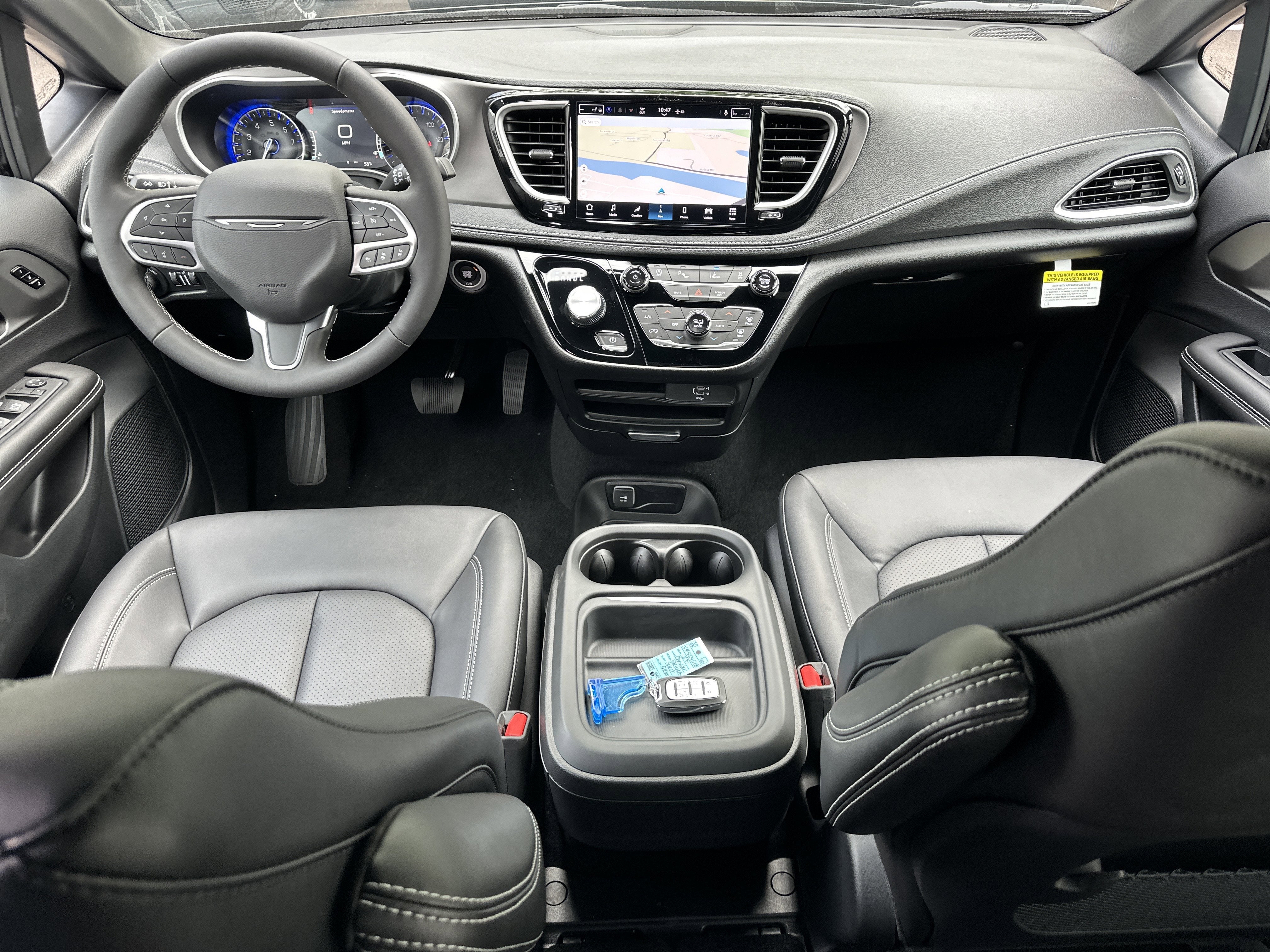 2027 Chrysler Pacifica Select